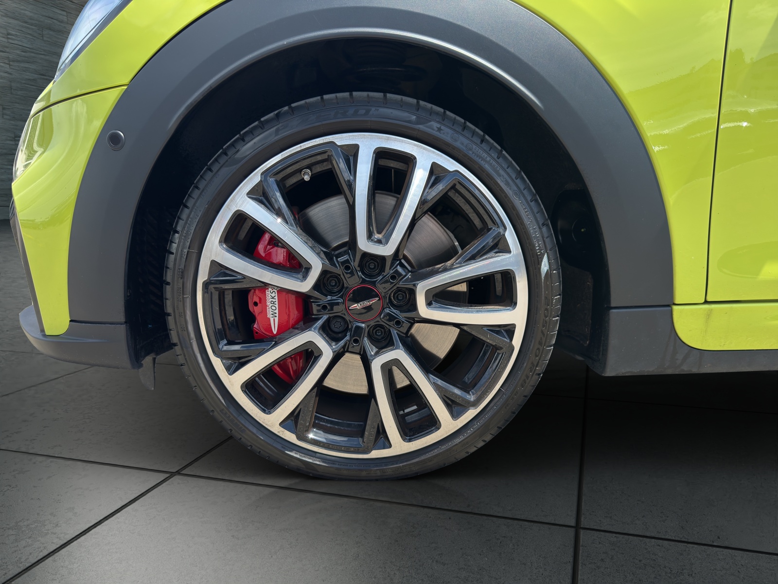 MINI Cabrio F57 2.0i John Cooper Works JOHN COOPER WORKS TRIM-image-8