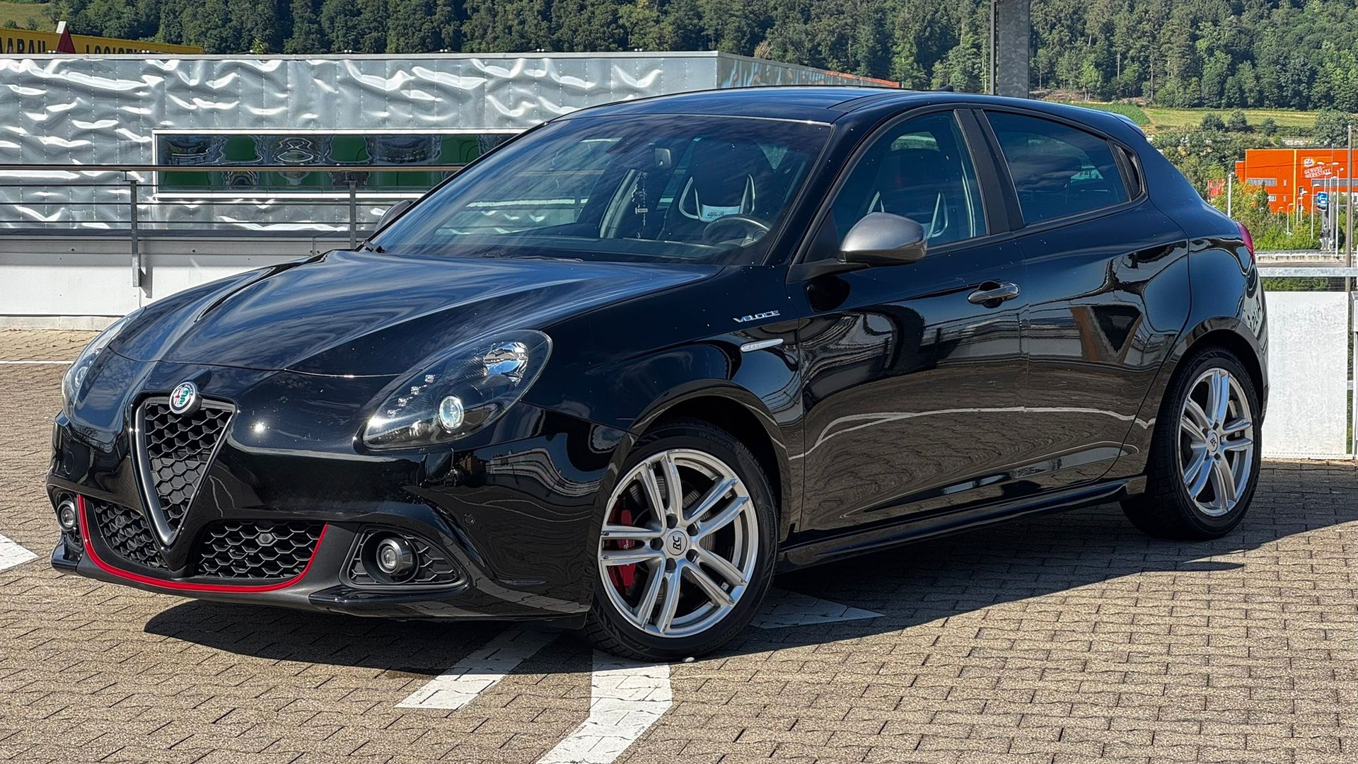ALFA ROMEO Giulietta 1750 TBi Veloce TCT-image-0