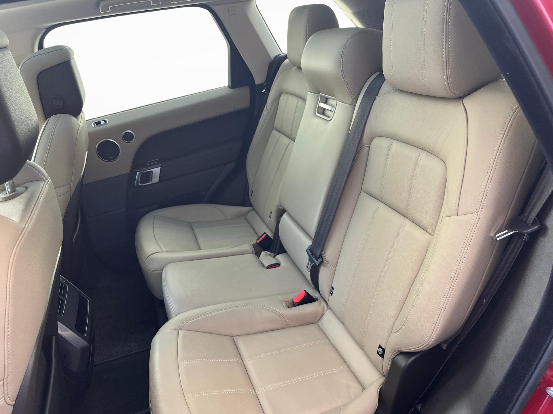LAND ROVER Range Rover Sport 3.0 I6D SE / Herbstprämie von 500-2000 CHF oder 1.99% Leasing-Aktion auf Occasions-Fahrzeuge-image-10