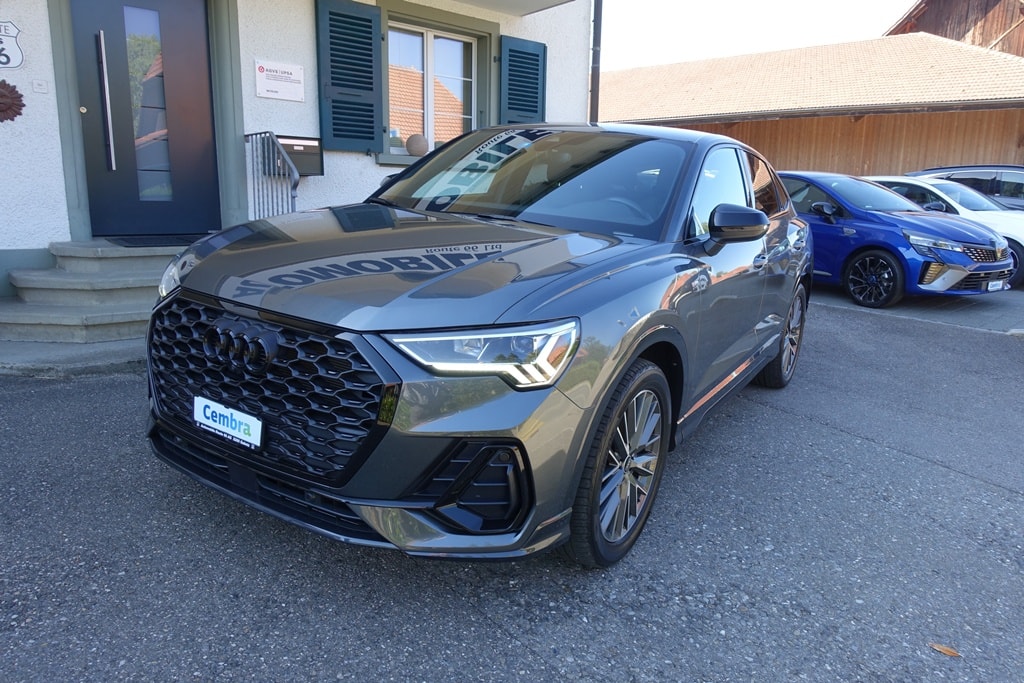 AUDI Q3 35 TFSI S line S-tronic-image-0