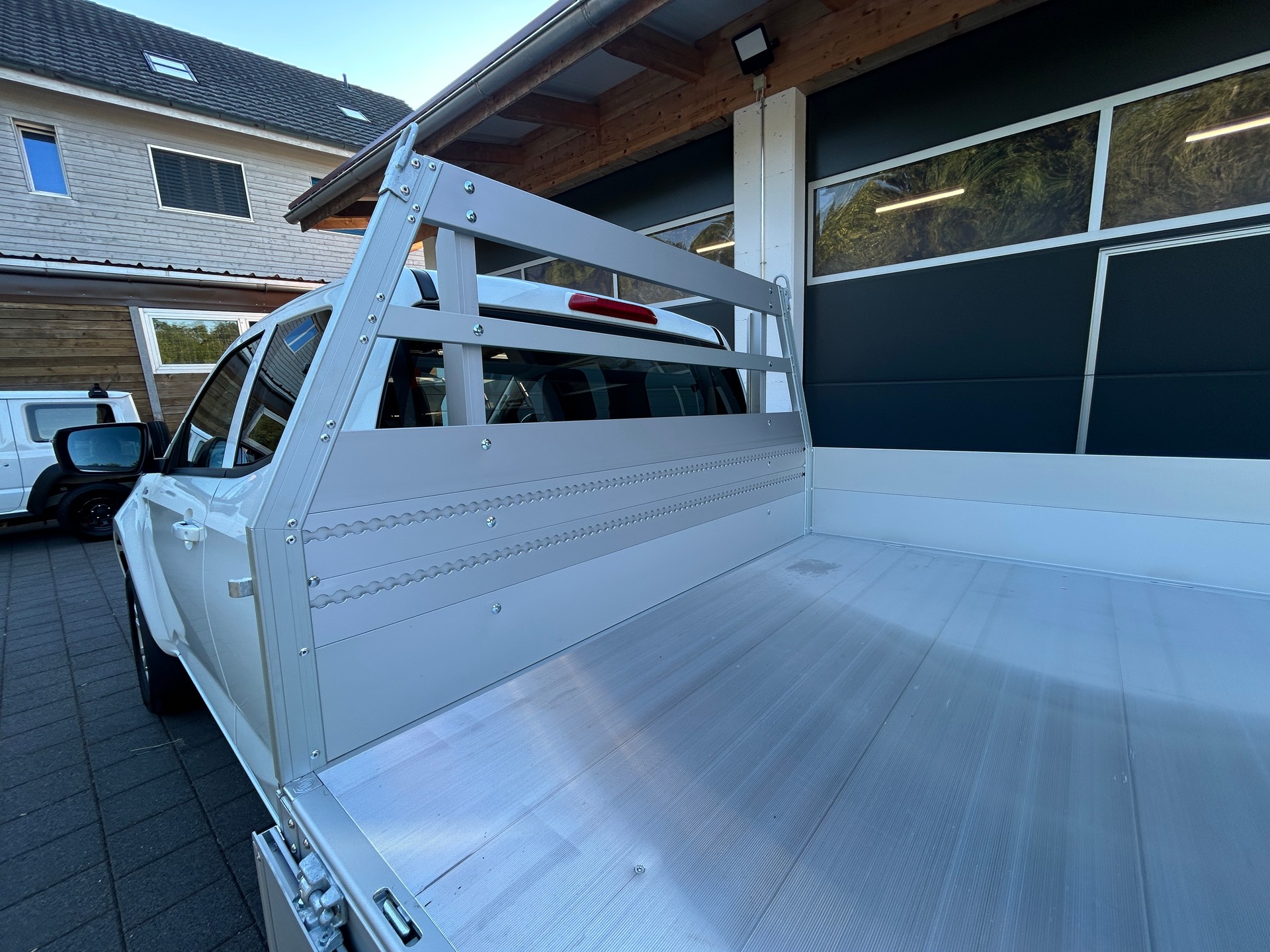 ISUZU D-MAX 1.9 CrewCab N60BB+ 4x4-image-10