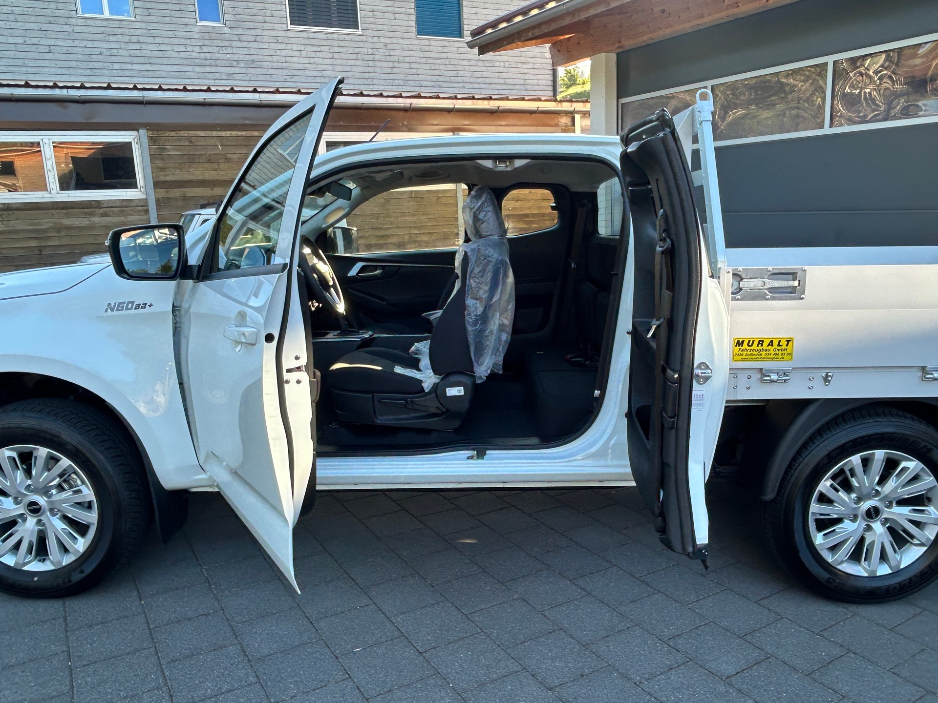 ISUZU D-MAX 1.9 CrewCab N60BB+ 4x4-image-5