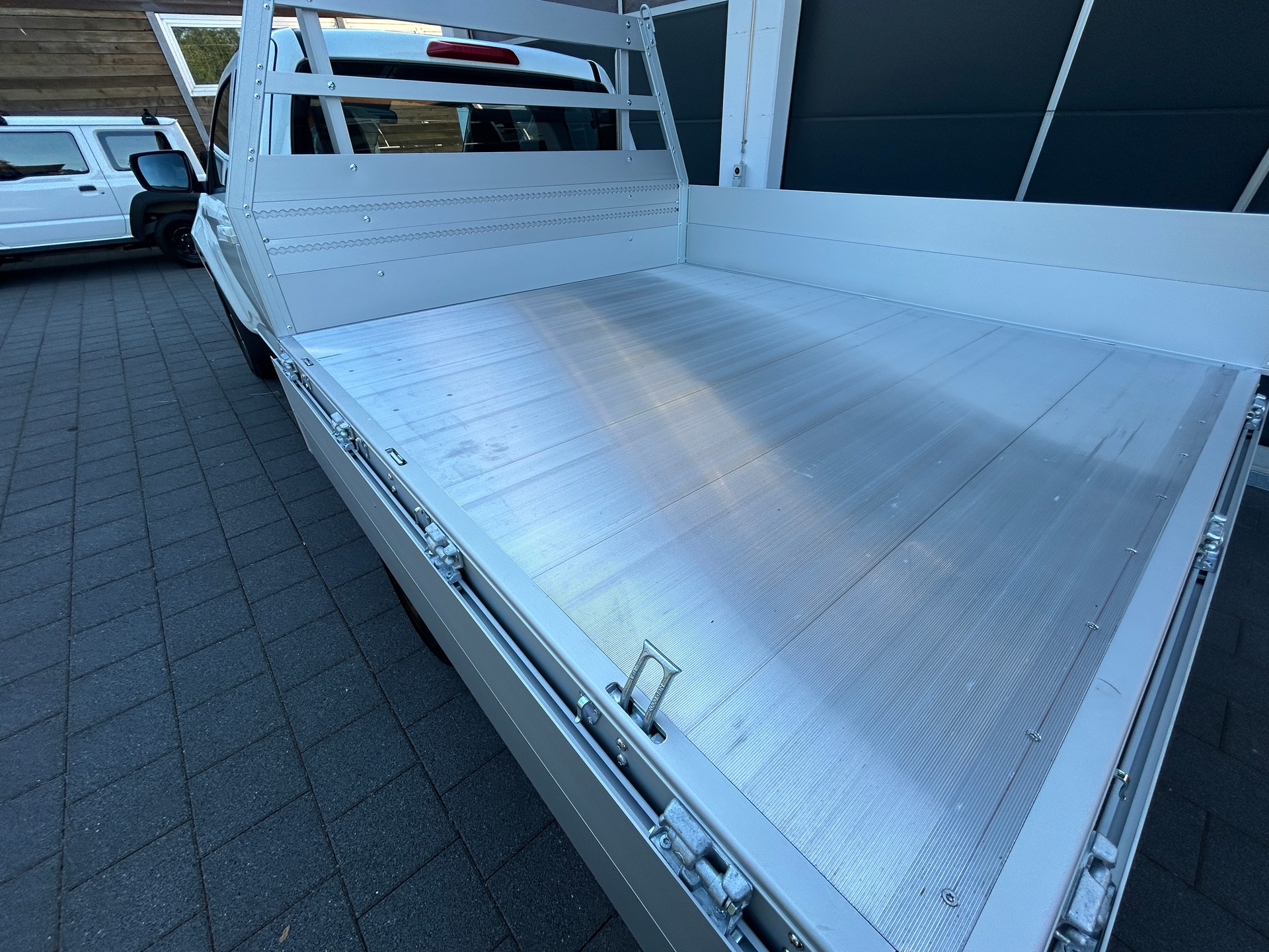 ISUZU D-MAX 1.9 CrewCab N60BB+ 4x4-image-9