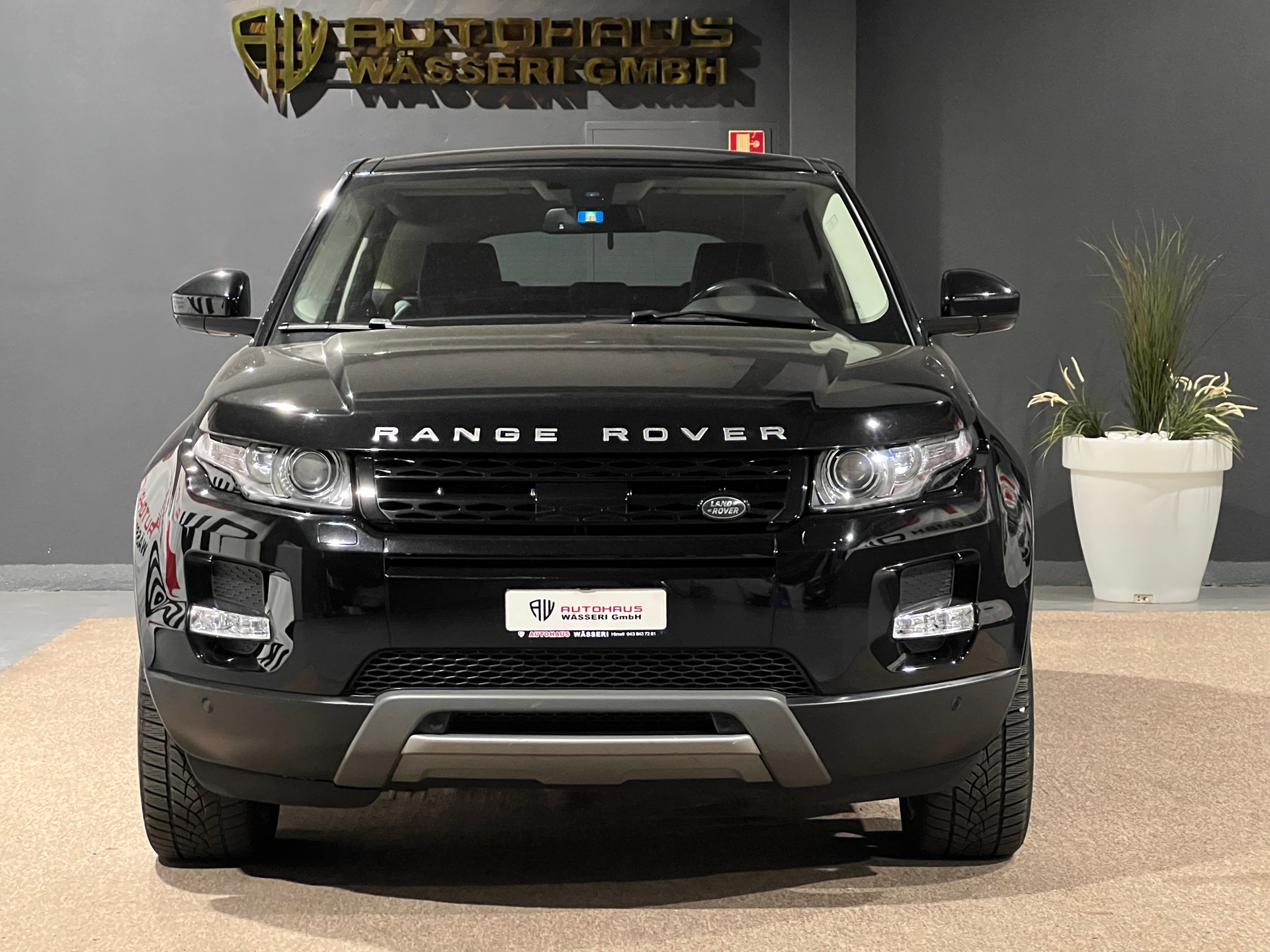 LAND ROVER Range Rover Evoque 2.2 SD4 Prestige AT9-image-8