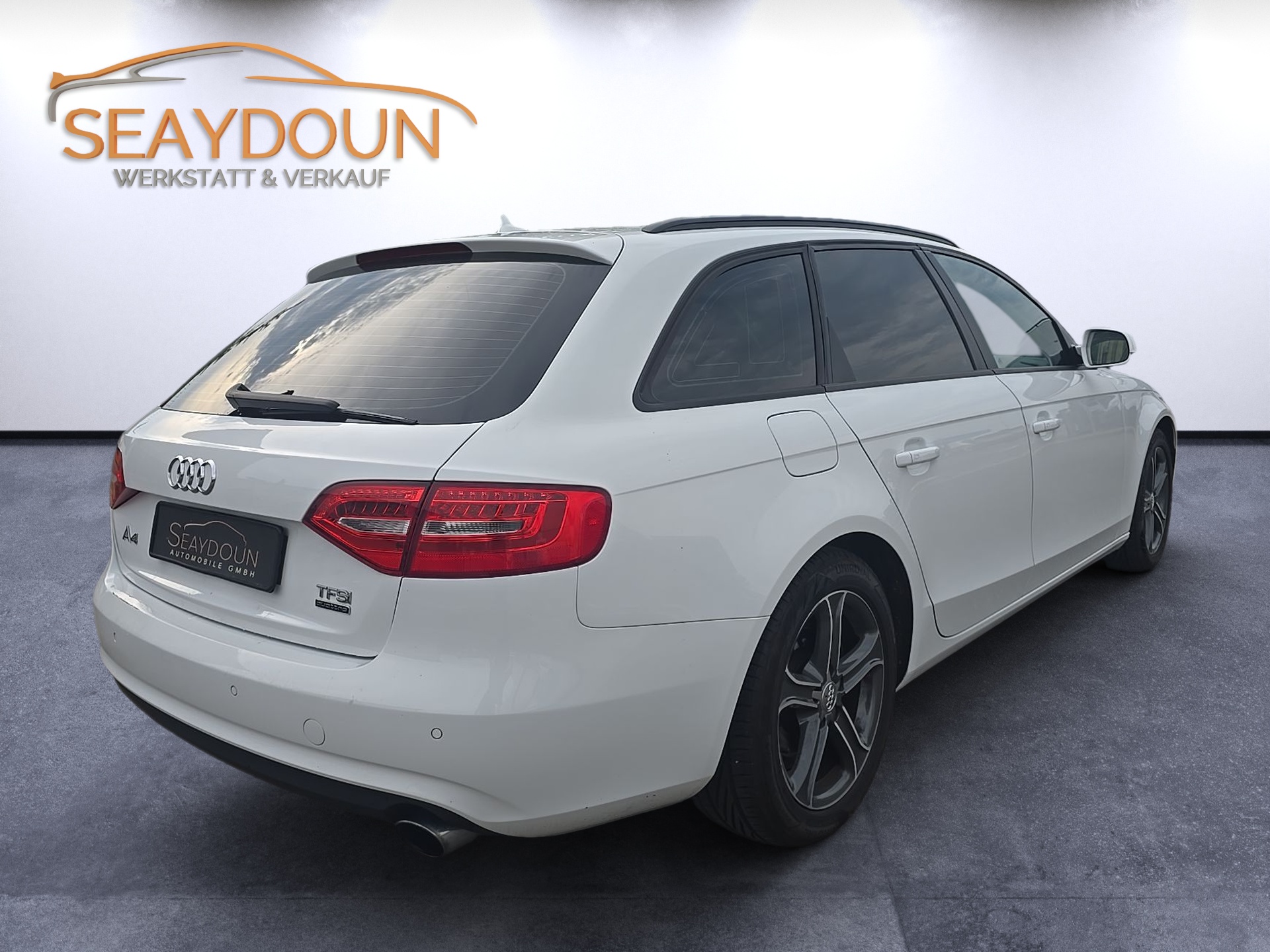 AUDI A4 Avant 2.0 TFSI quattro s-tronic-image-2