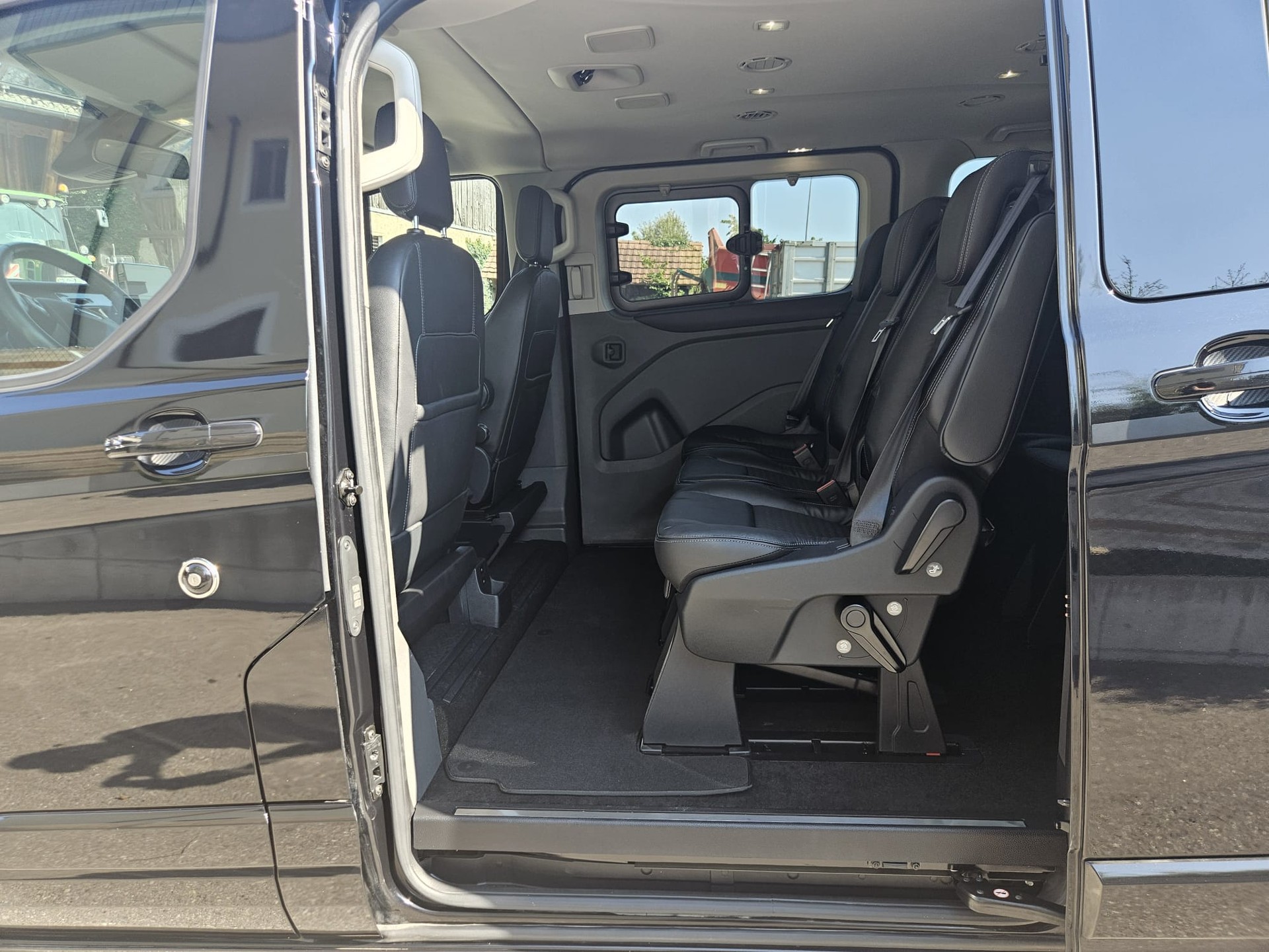 FORD Tourneo Custom 320 L1 Sport 2.0-image-5