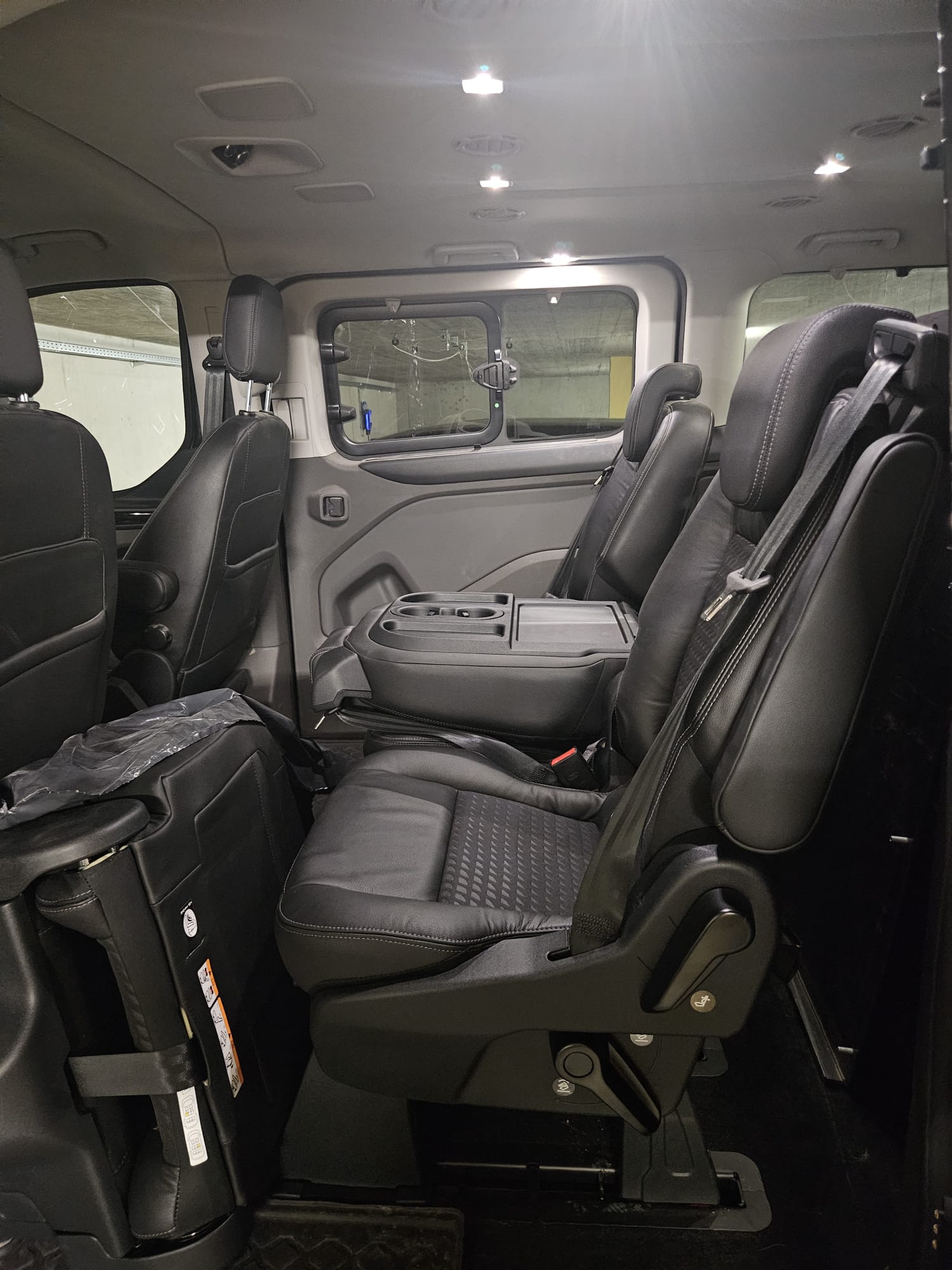 FORD Tourneo Custom 320 L1 Sport 2.0-image-3