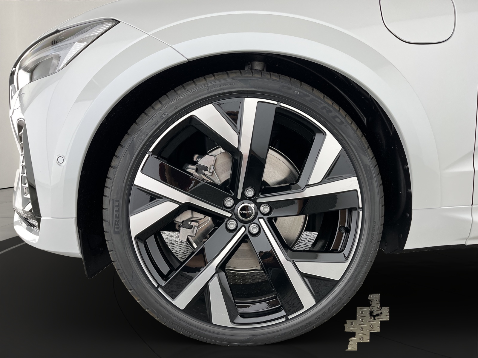 VOLVO XC60 2.0 T8 TE Black Edition eAWD-image-6