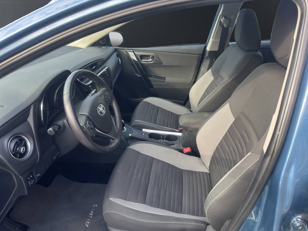 TOYOTA Auris 1.8 16V HSD Linea Sol-image-7