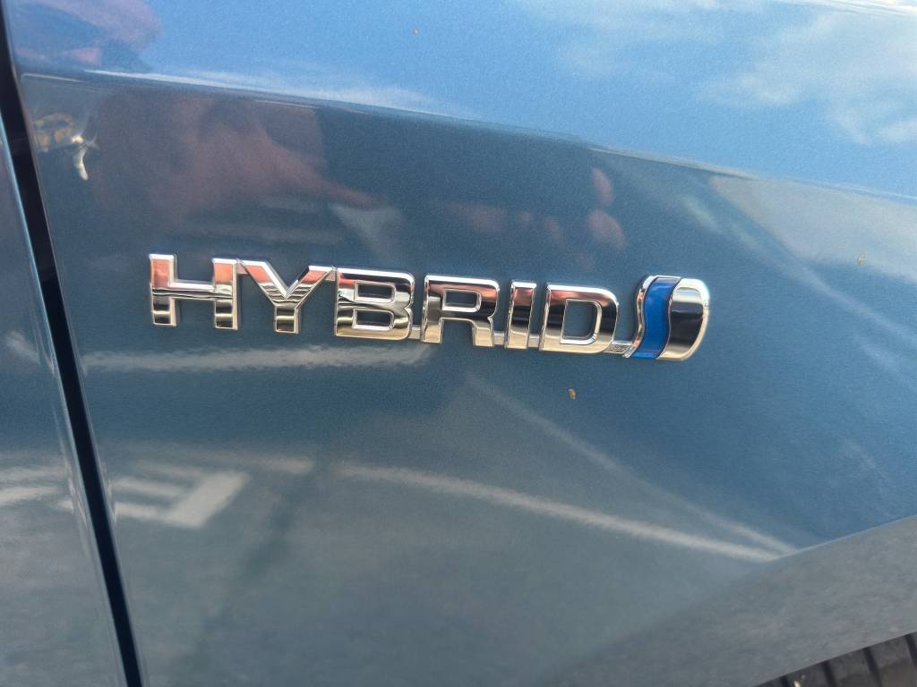TOYOTA Auris 1.8 16V HSD Linea Sol-image-10