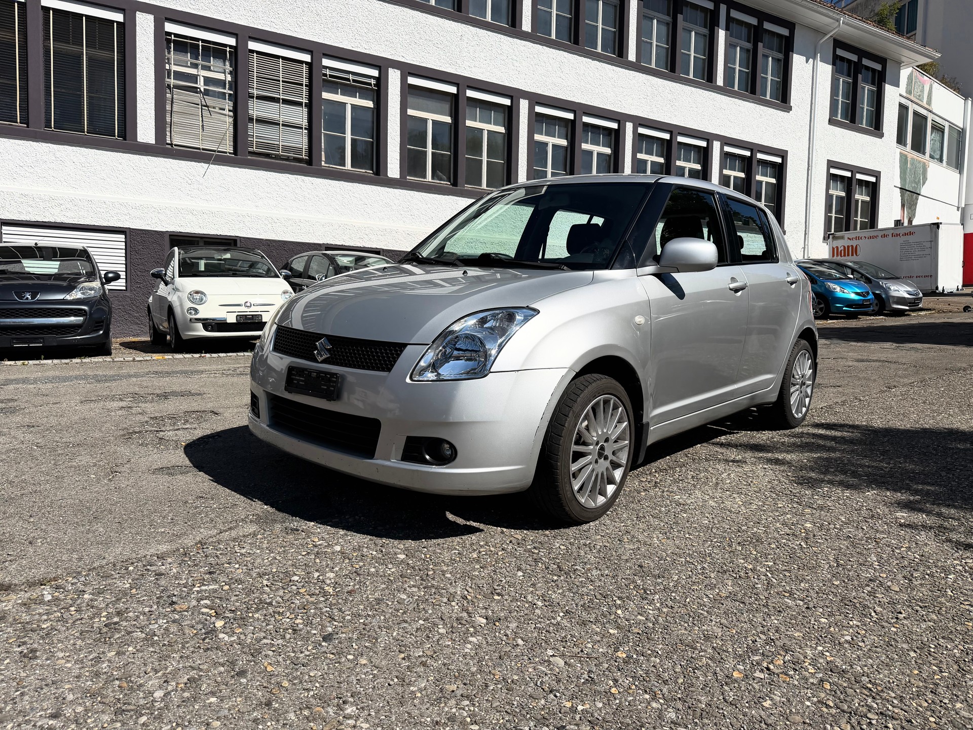 SUZUKI Swift 1.3i 16V GL Top 4x4-image-0