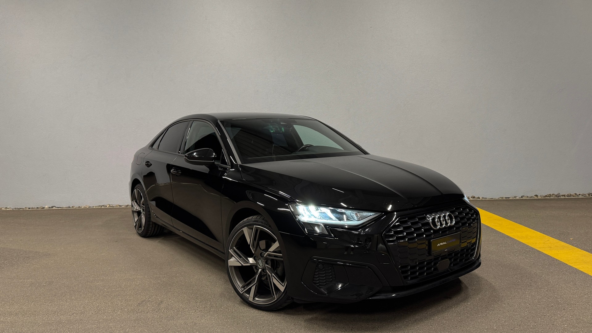 AUDI A3 Limousine 35 TDI S-tronic *Ab MFK + Service* Neu Bereift *-image-0