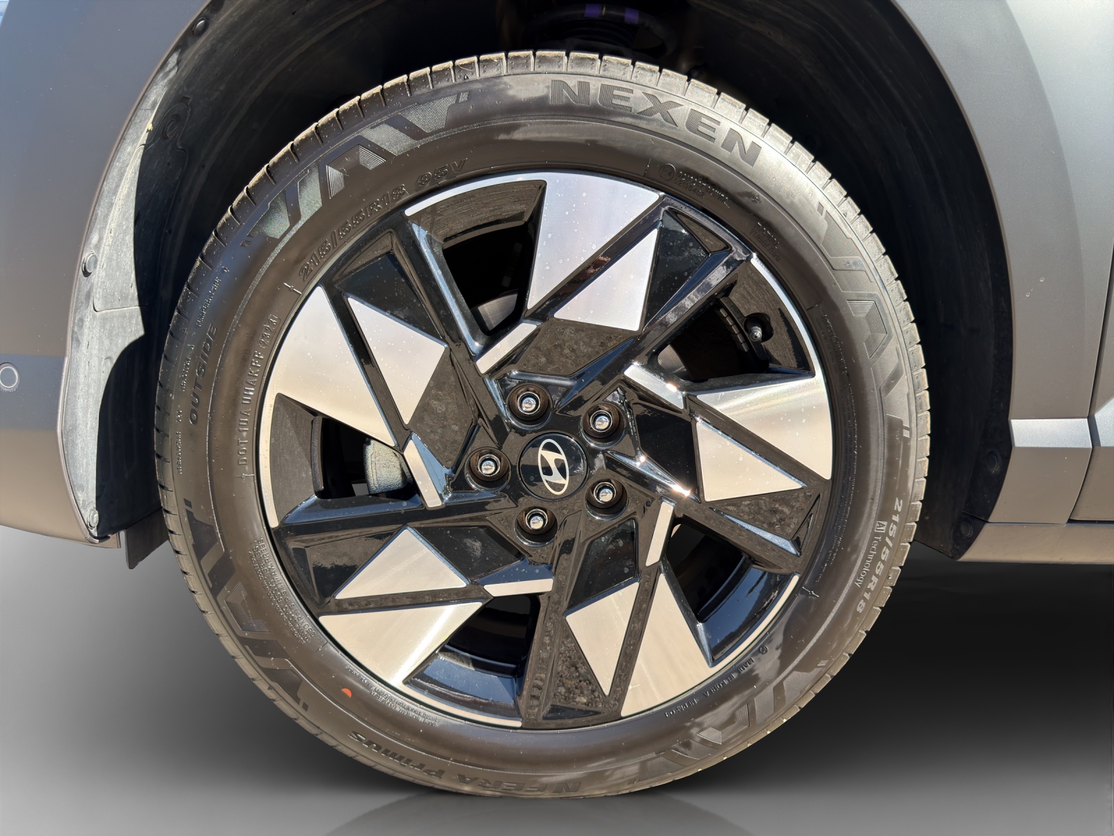 HYUNDAI Kona 1.6 GDi HEV Amplia DCT-image-15
