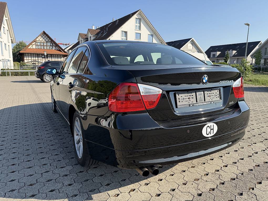 BMW 325-image-3