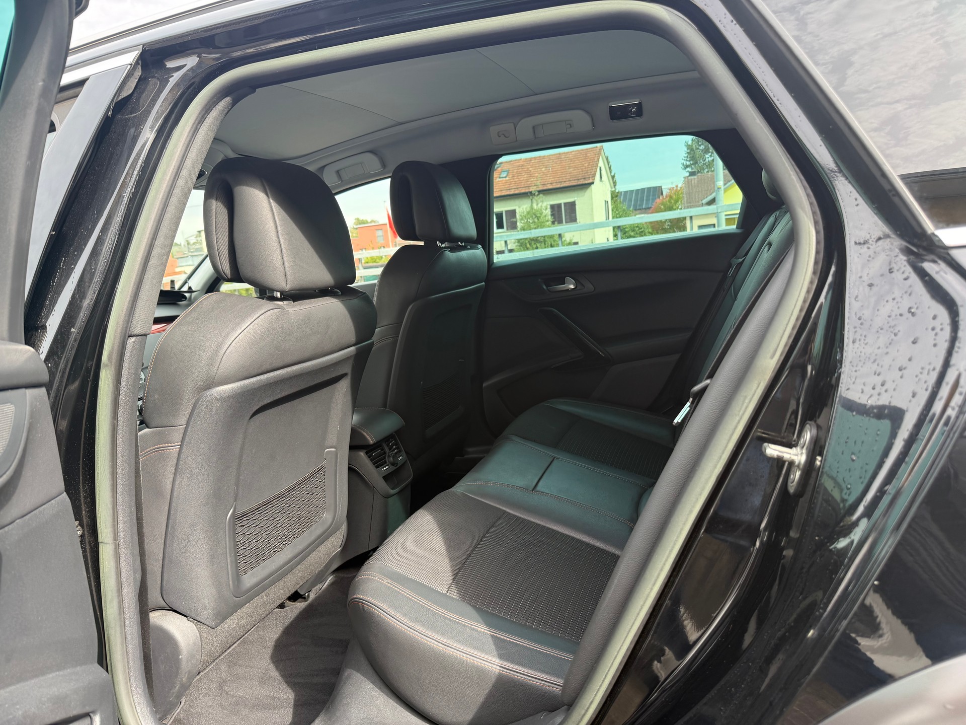 PEUGEOT 508 RXH 2.0 HDI Hybrid4 EGS6-image-9