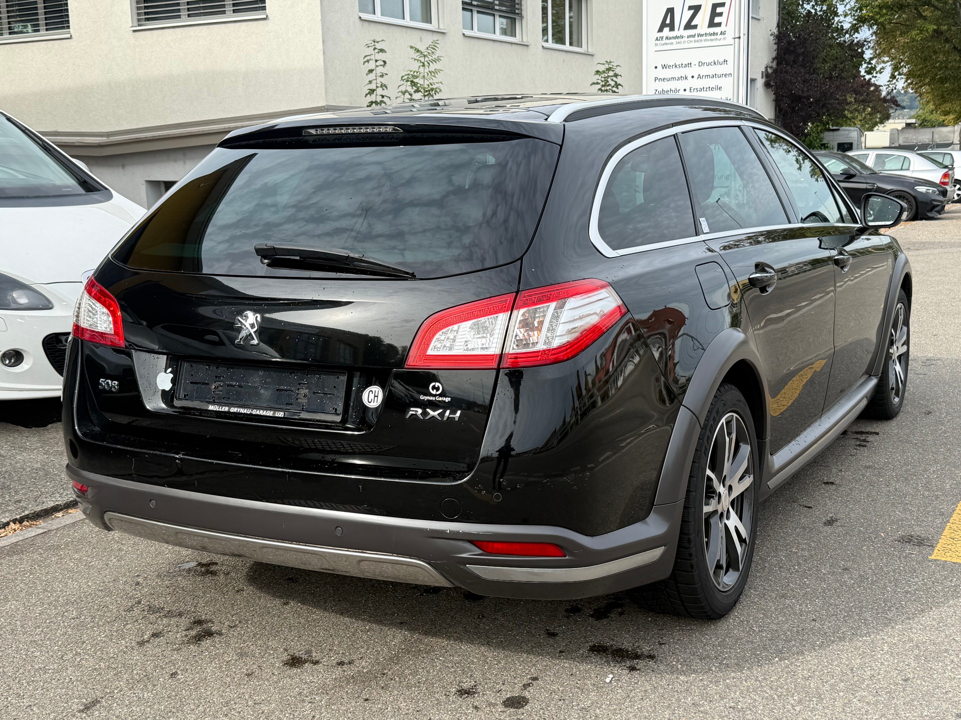 PEUGEOT 508 RXH 2.0 HDI Hybrid4 EGS6-image-3