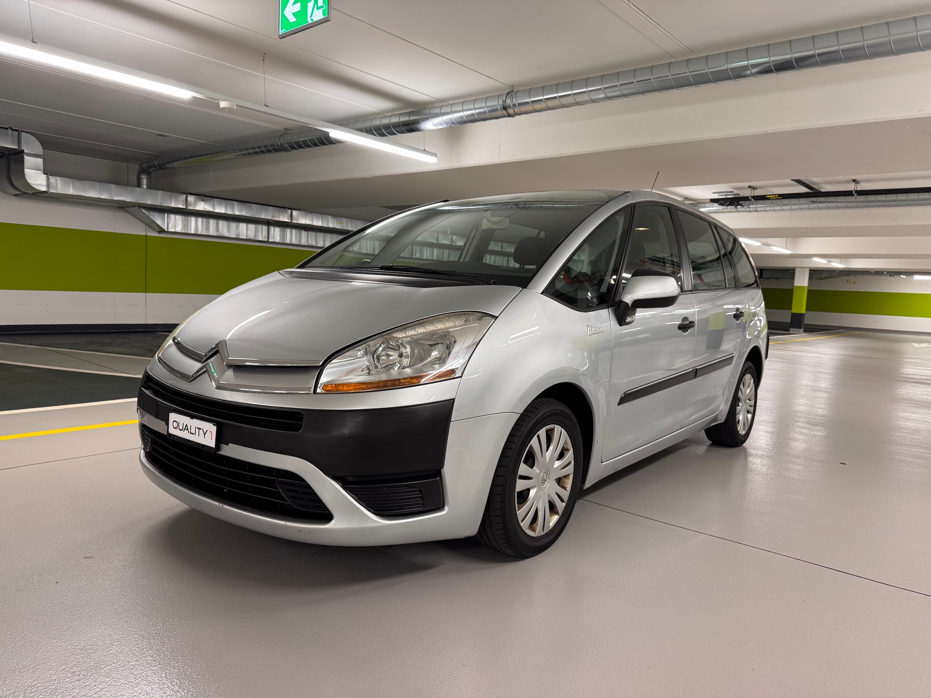CITROEN Grand C4 Picasso 1.6i 16V Essentiel-image-0