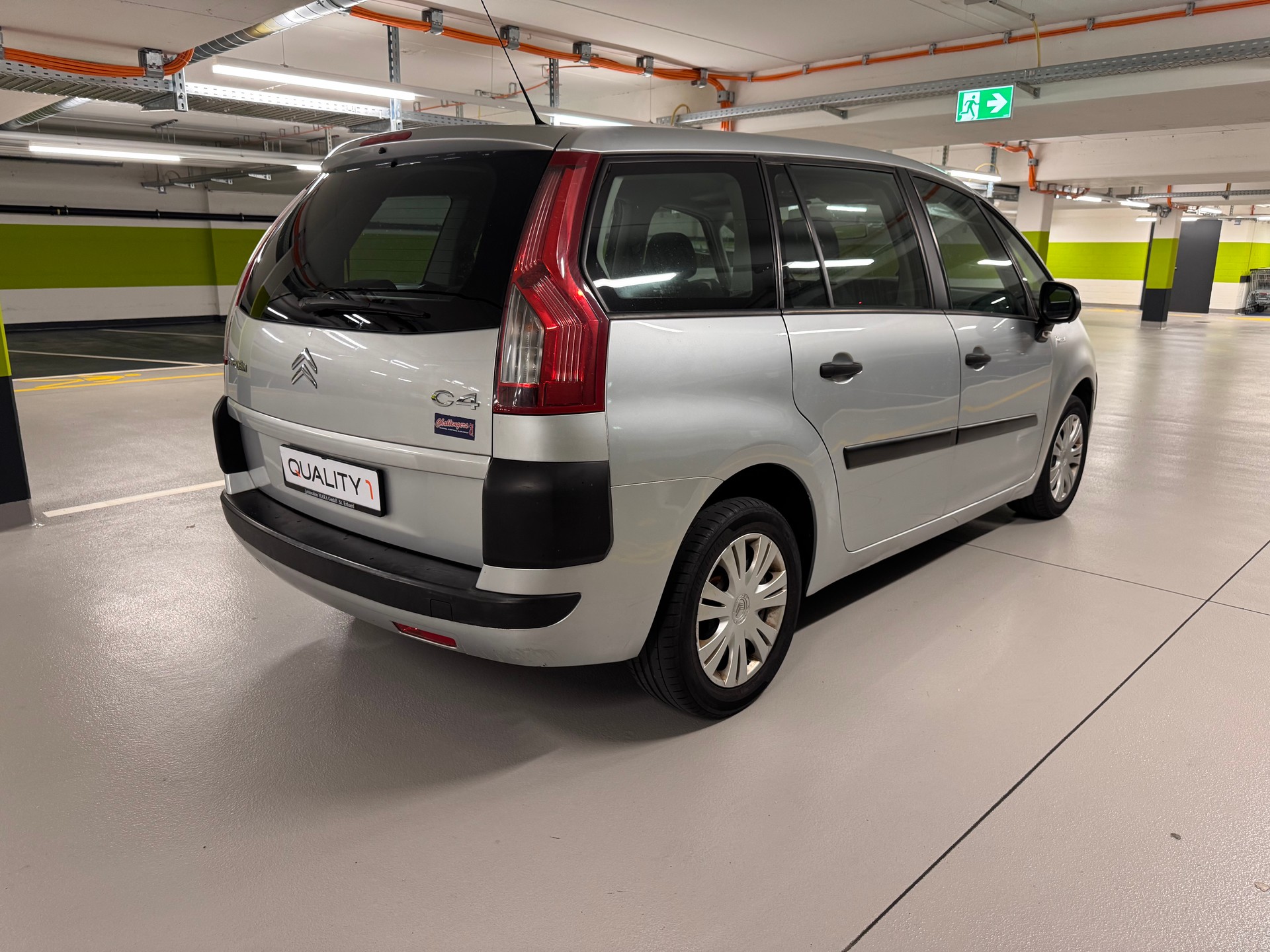 CITROEN Grand C4 Picasso 1.6i 16V Essentiel-image-4