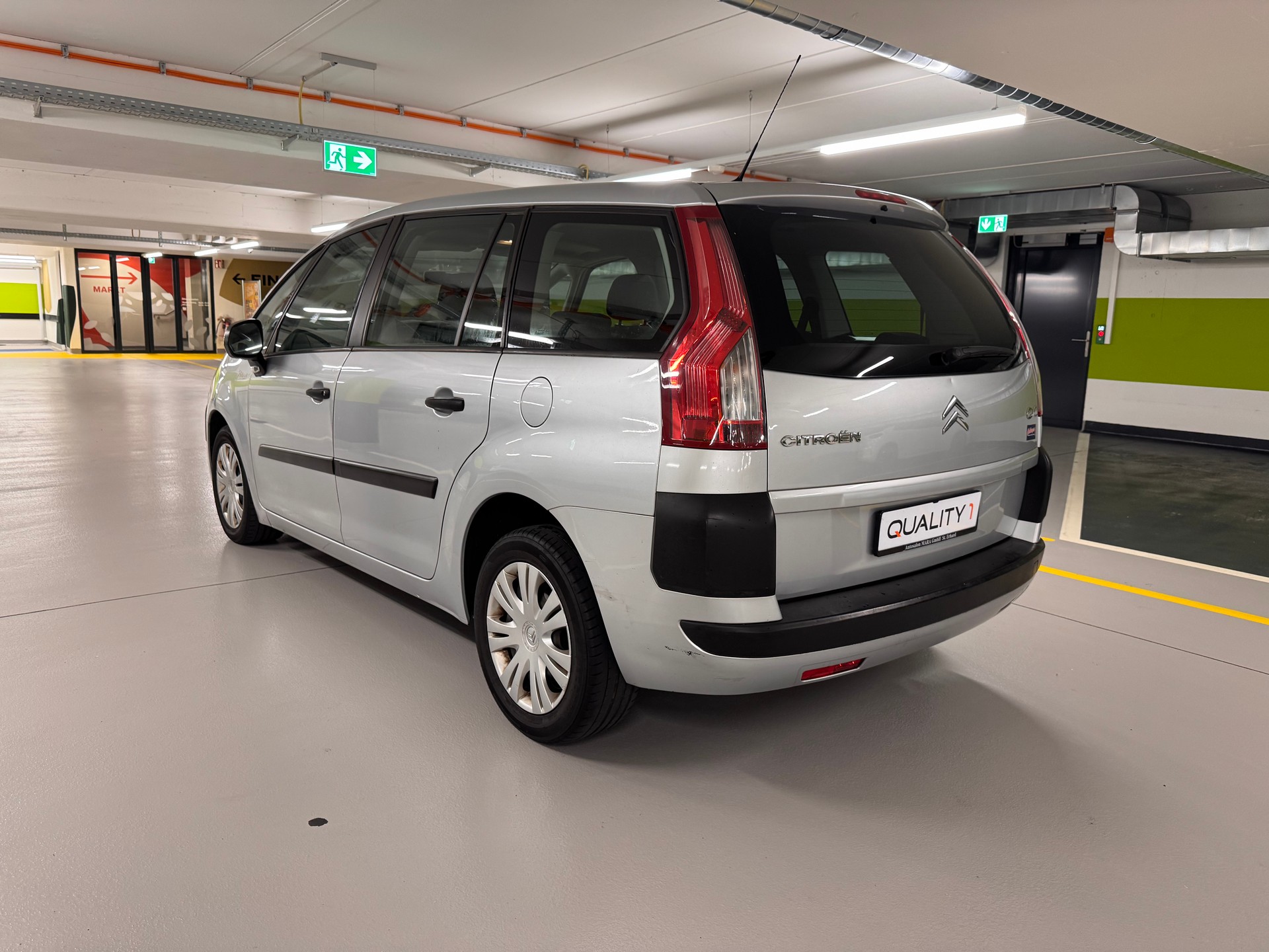 CITROEN Grand C4 Picasso 1.6i 16V Essentiel-image-6