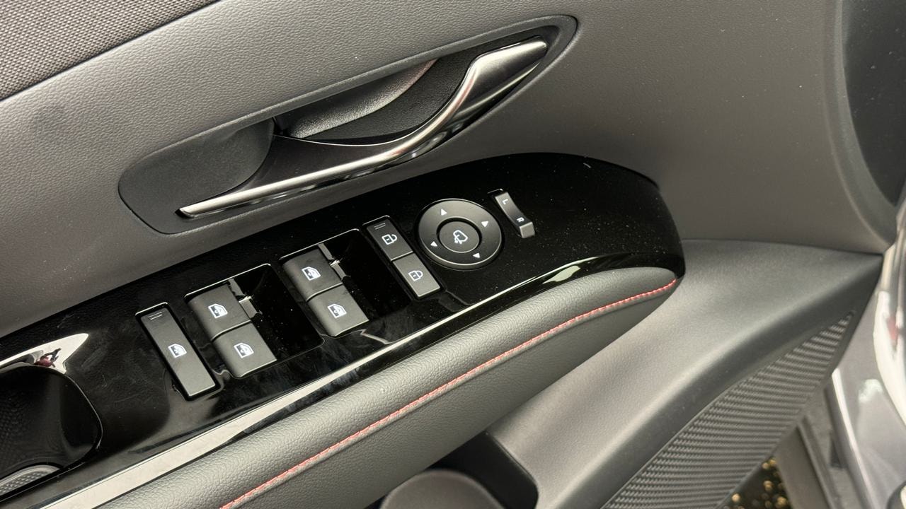HYUNDAI Tucson 1.6 TGDI HEV N-Line 4WD-image-8