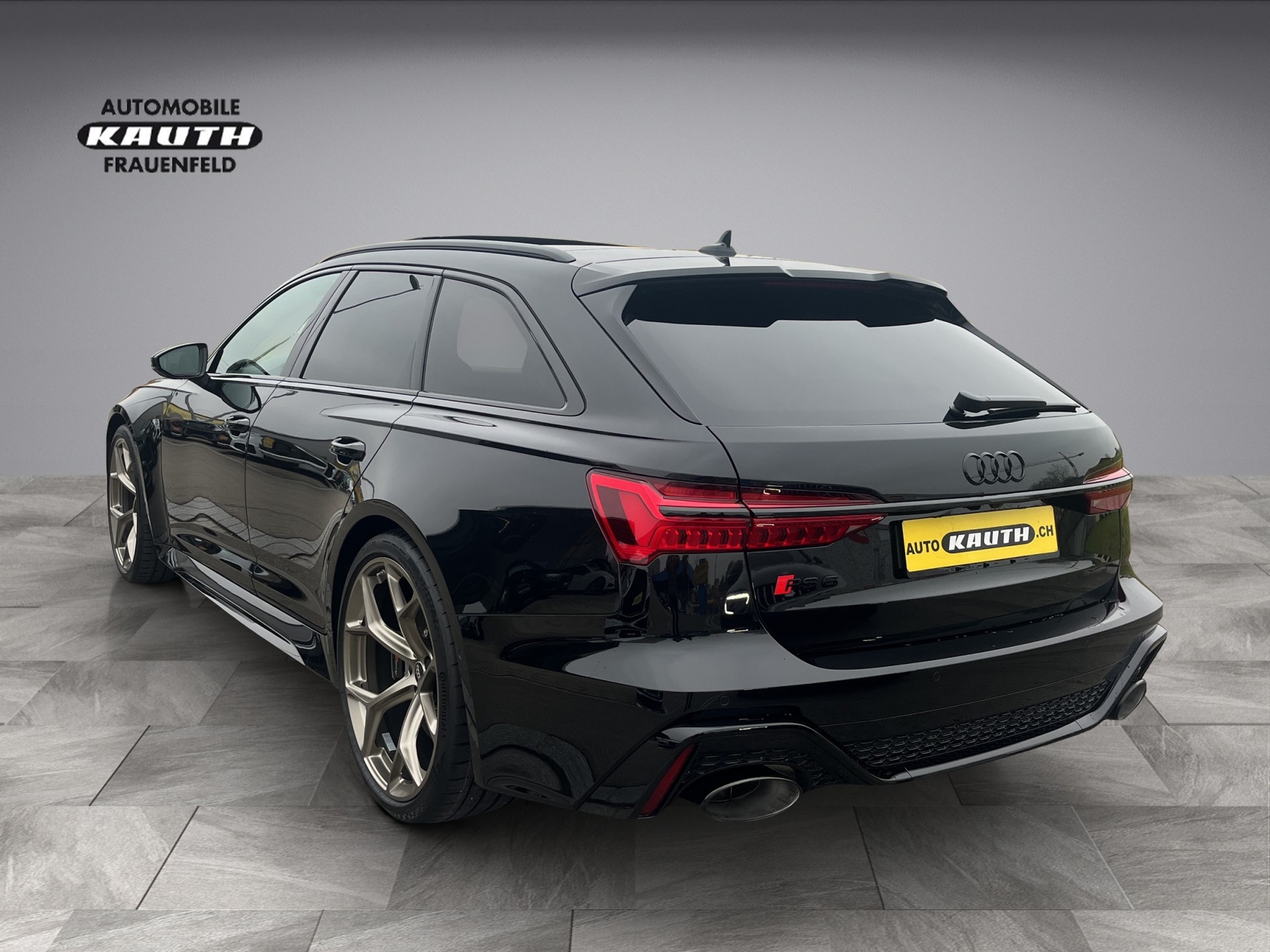 AUDI RS6 Avant 4.0 TFSI V8 Performance quattro*Keramik-Bremsen, Standheizung, AHK, B&O Sound, 630 PS, (5-Jahre Garantie)-showroom-element-2