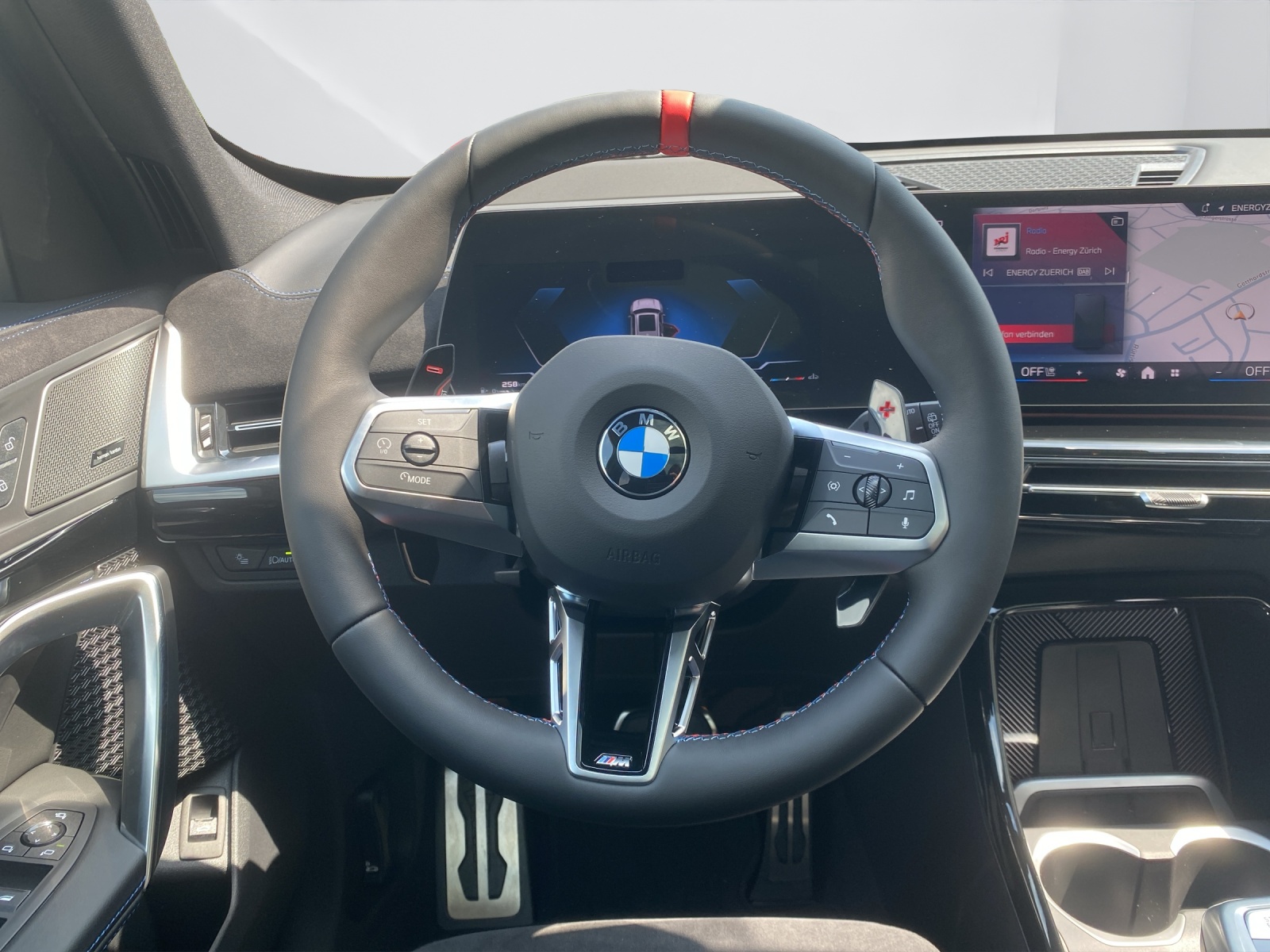 BMW X1 M35i-image-12