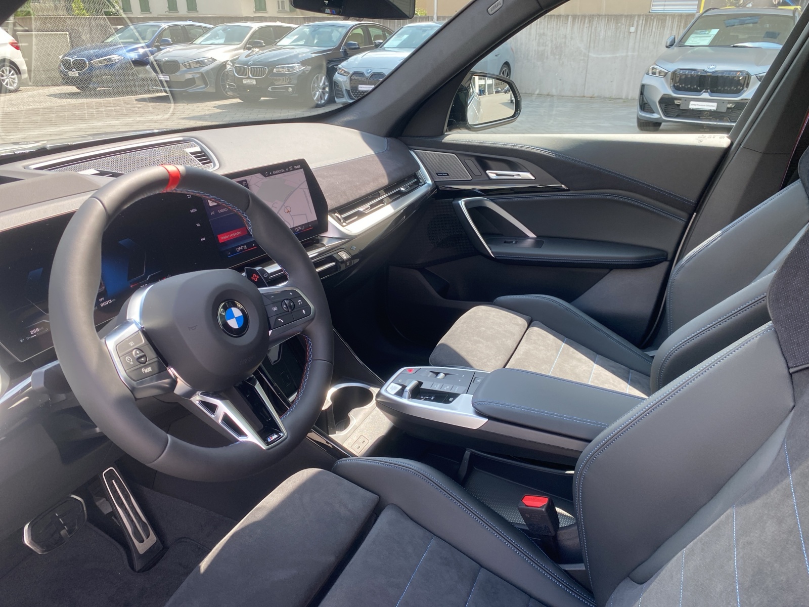 BMW X1 M35i-image-10