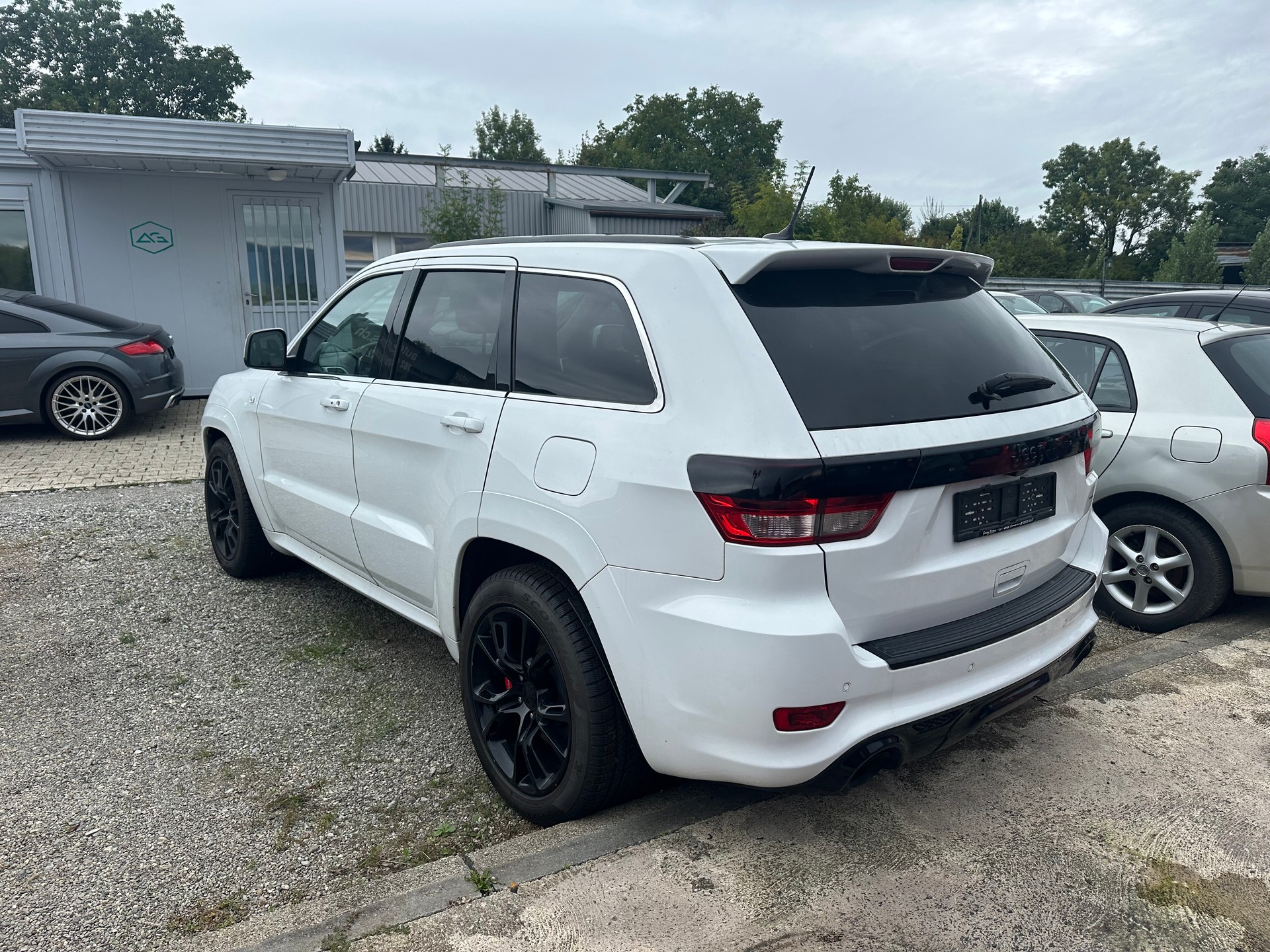 JEEP Grand Cherokee 6.4 SRT8 Automatic-image-4