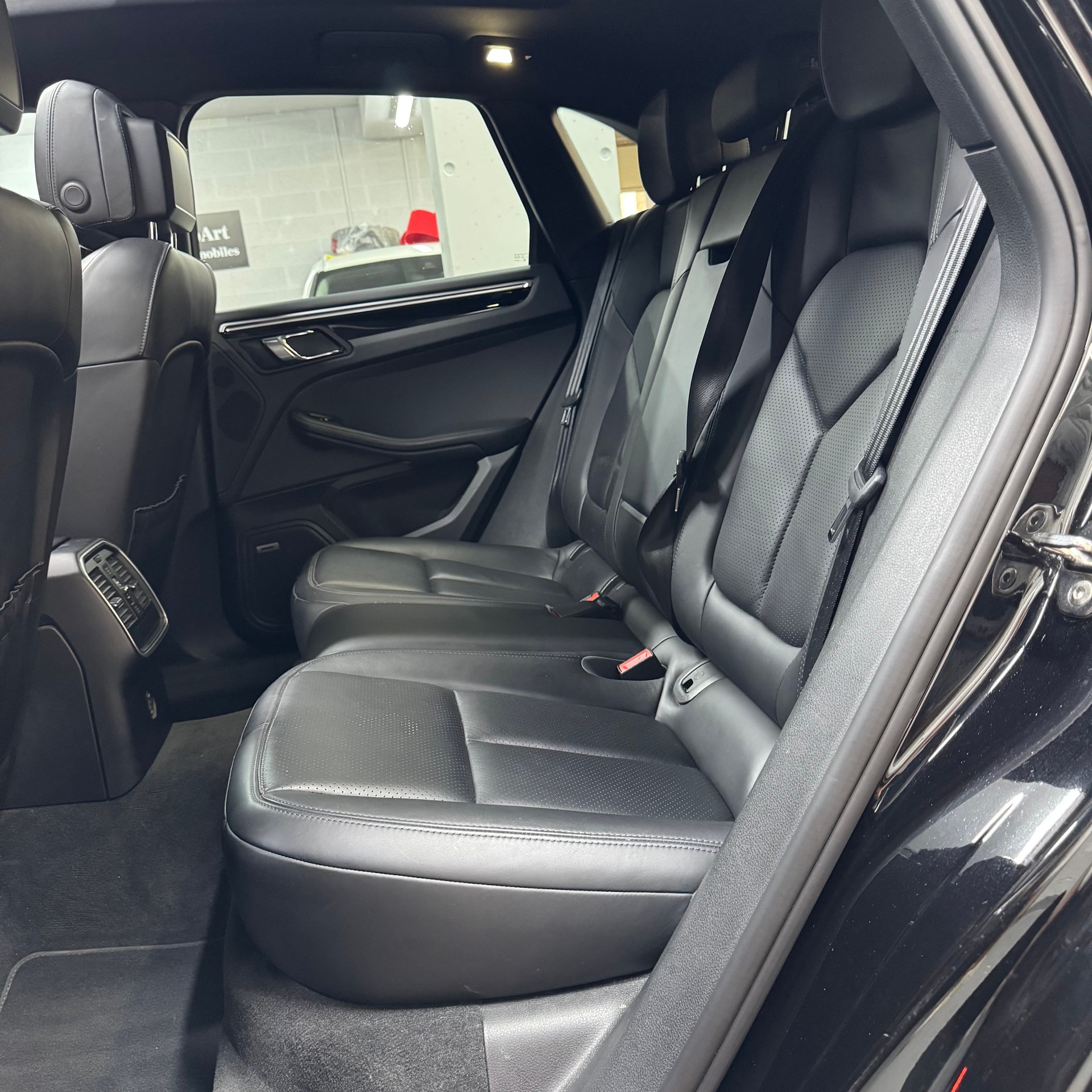PORSCHE Macan S Diesel PDK-image-13