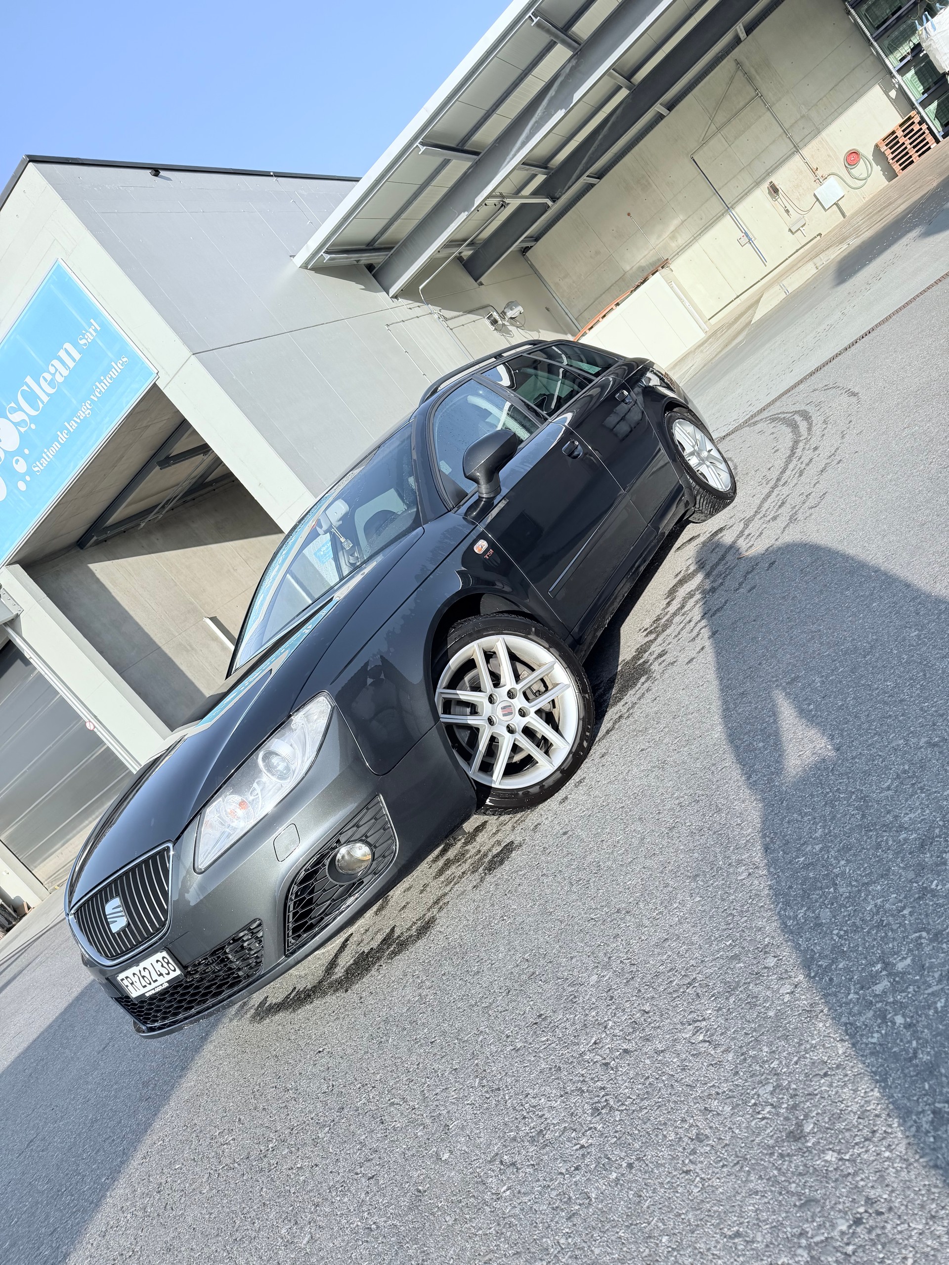 SEAT 2.0 TSI Style MTr-image-0