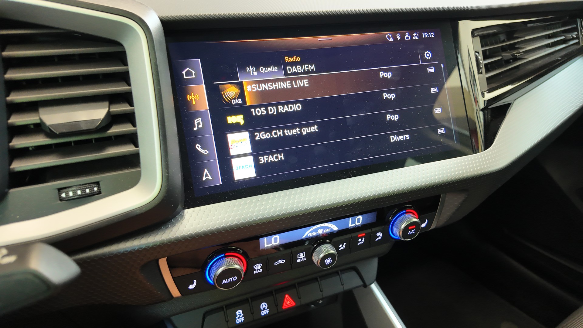 AUDI A1 Sportback 30 TFSI Attraction S-tronic-image-23