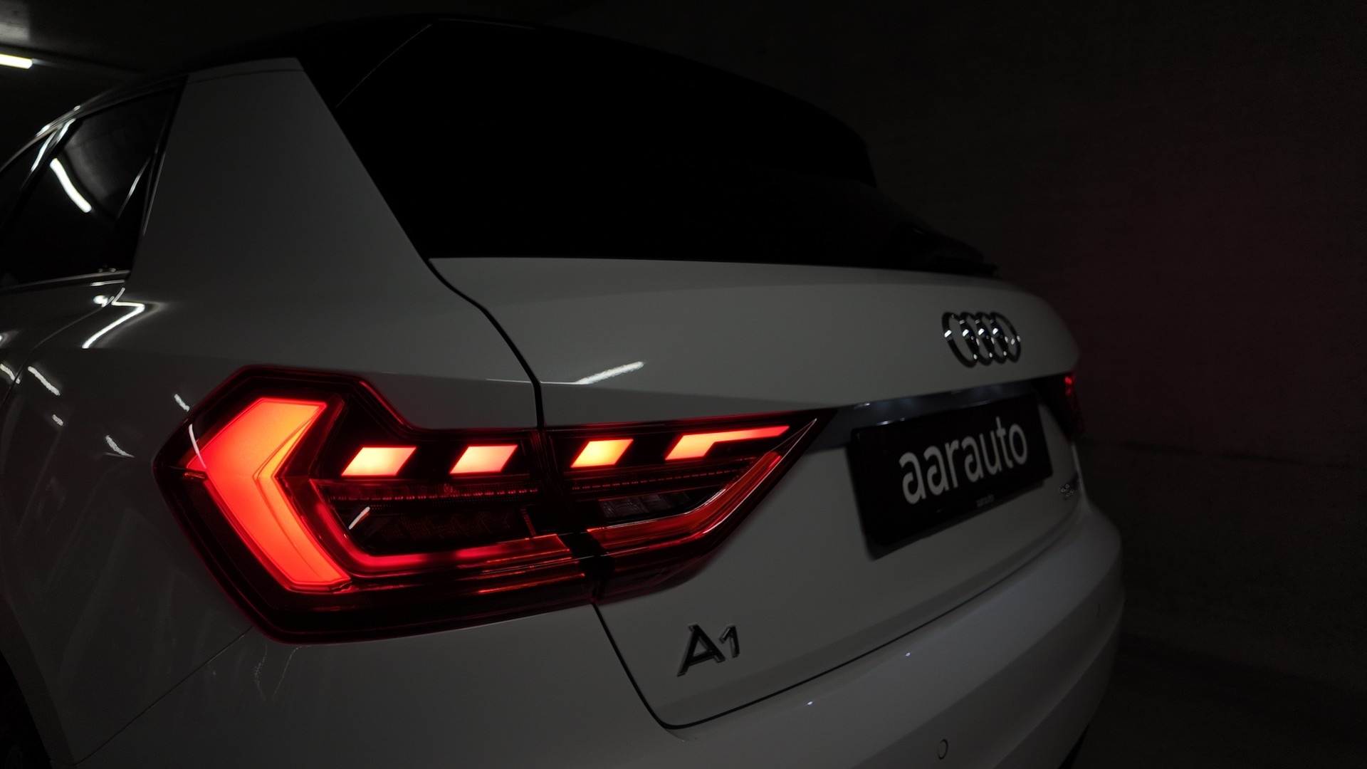 AUDI A1 Sportback 30 TFSI Attraction S-tronic-image-7