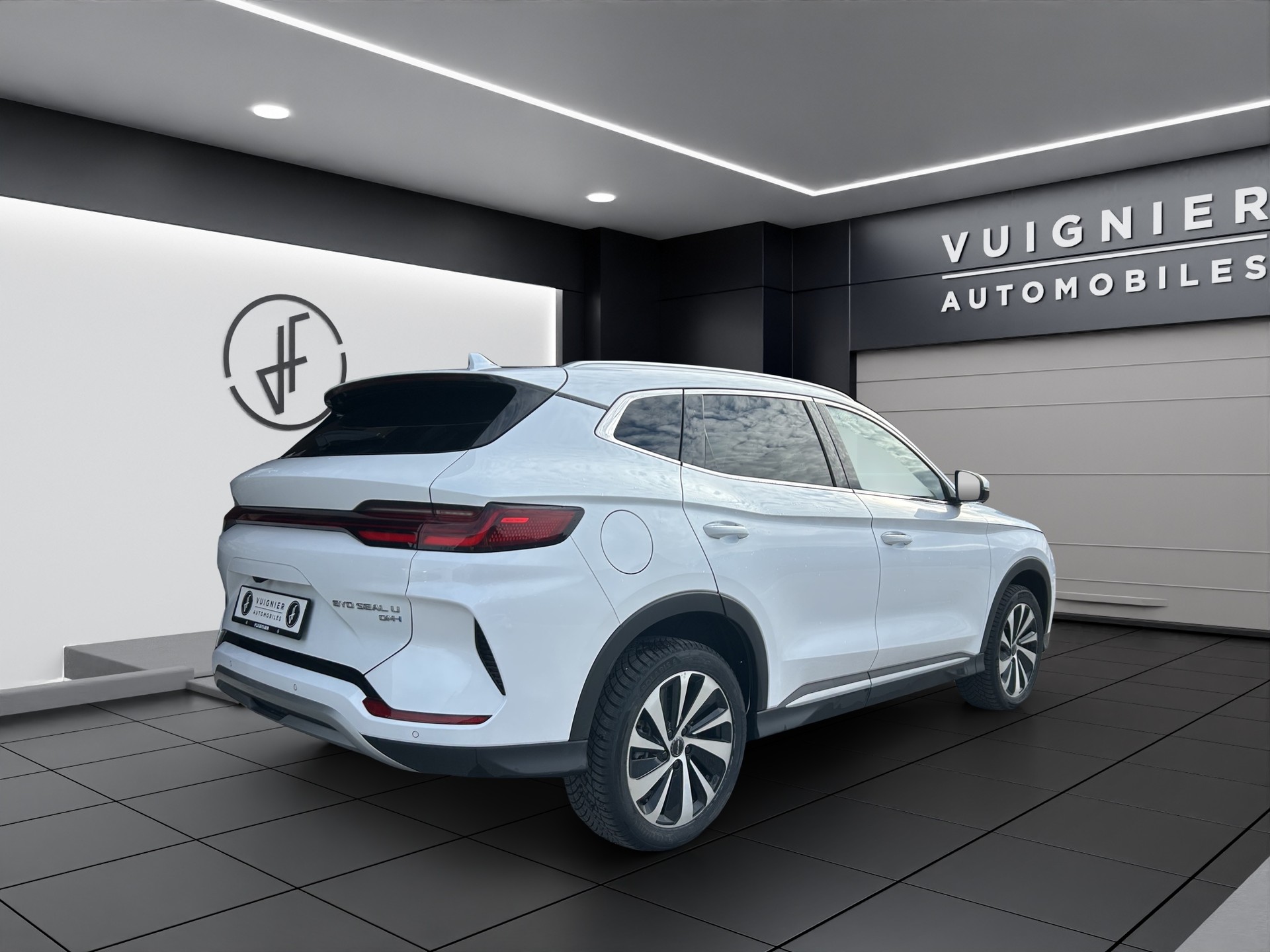 BYD Seal U DM-i Design AWD-image-4