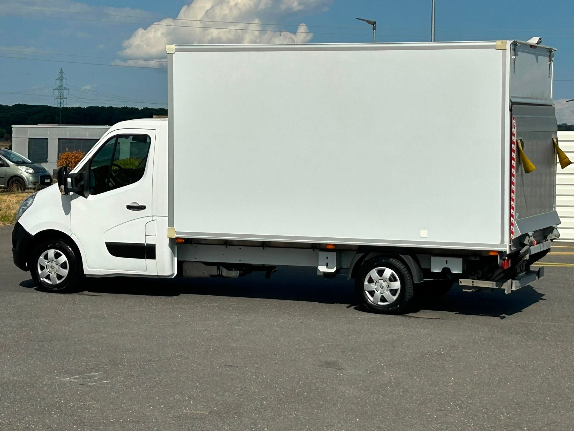 RENAULT Master T35 ENERGY 2.3dCi 145 L3 Grand Volume-image-18