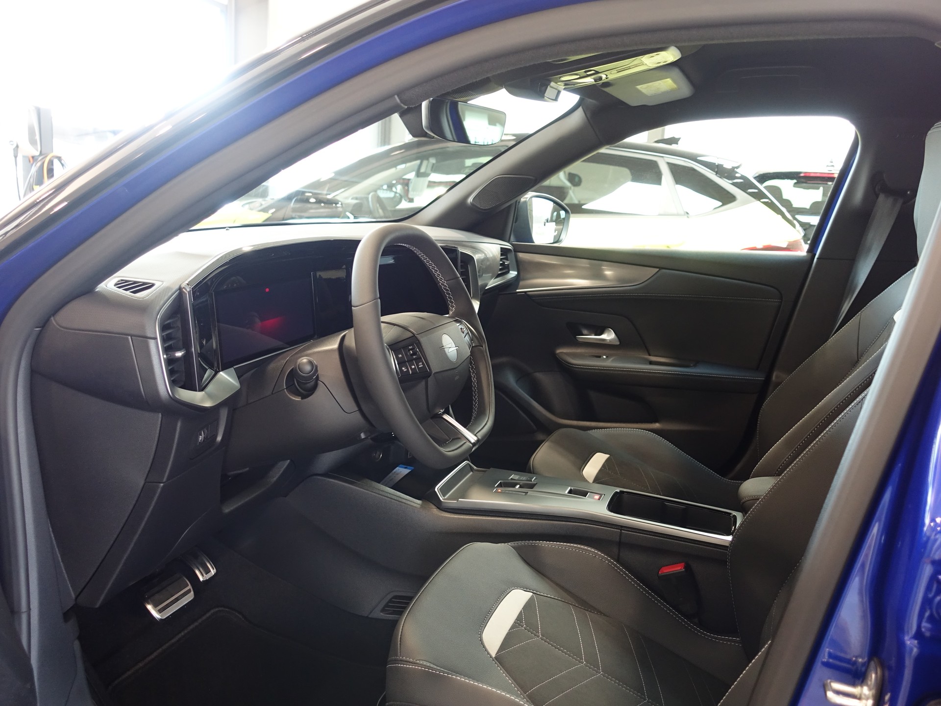 OPEL Mokka 1.2 MHEV GS VIVA-image-6
