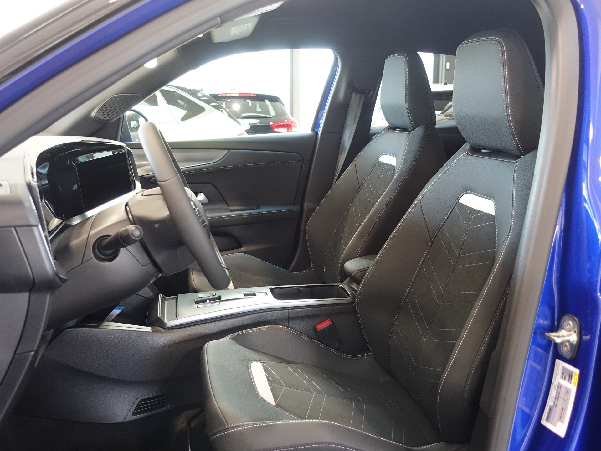 OPEL Mokka 1.2 MHEV GS VIVA-image-7