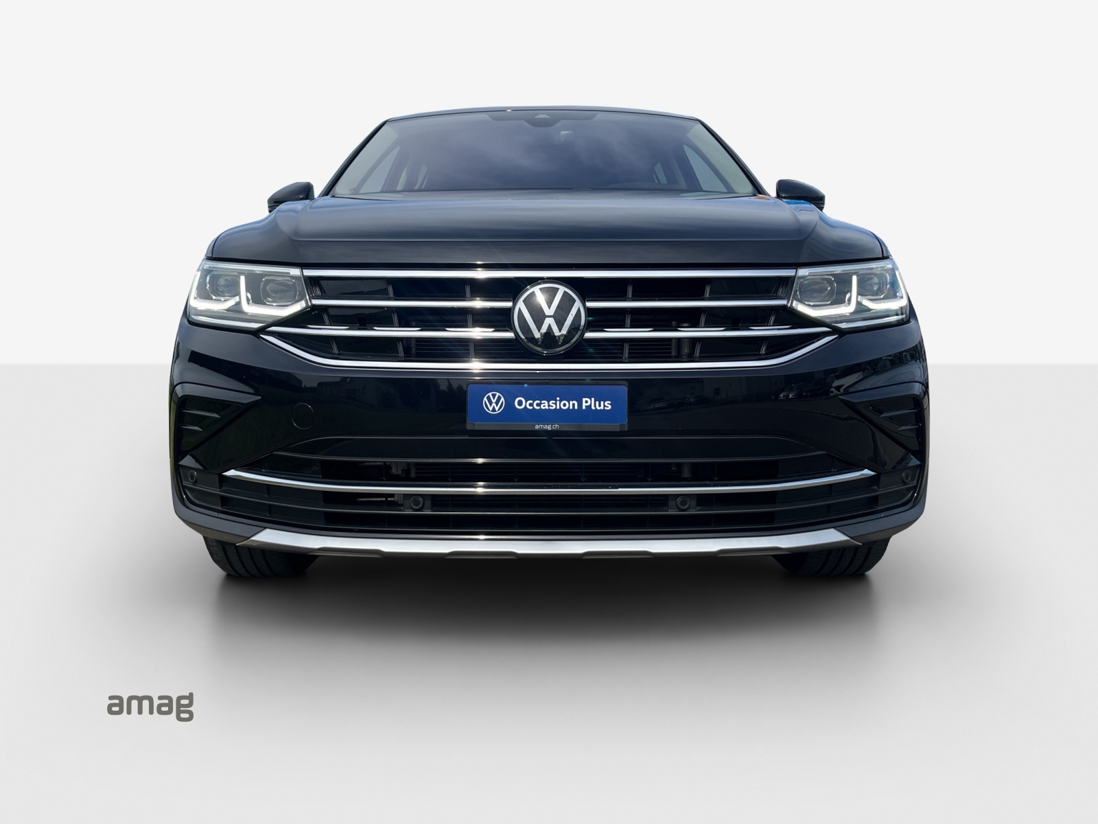 VW Tiguan 2.0 TDI SCR Elegance 4Motion DSG-image-6