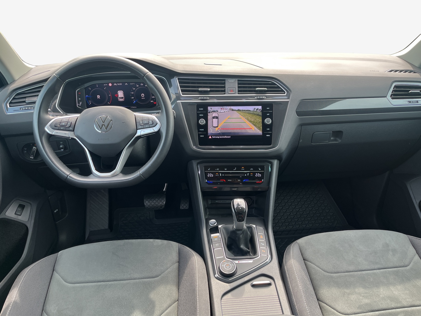 VW Tiguan 2.0 TDI SCR Elegance 4Motion DSG-image-8