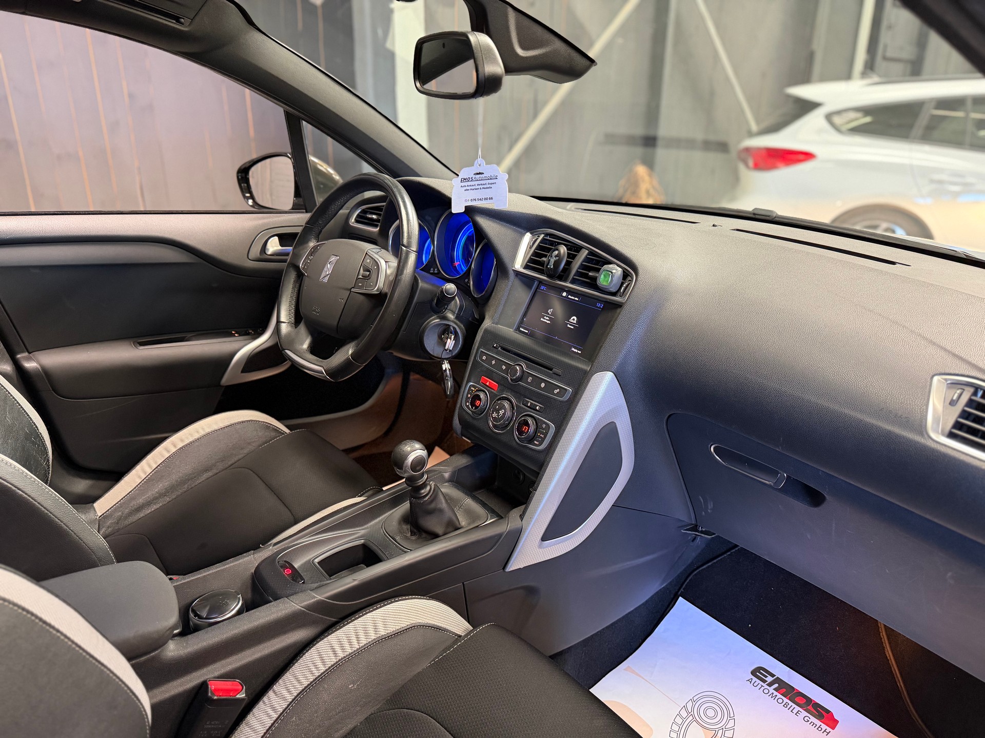 DS AUTOMOBILES DS4 1.6 VTi Chic-image-9