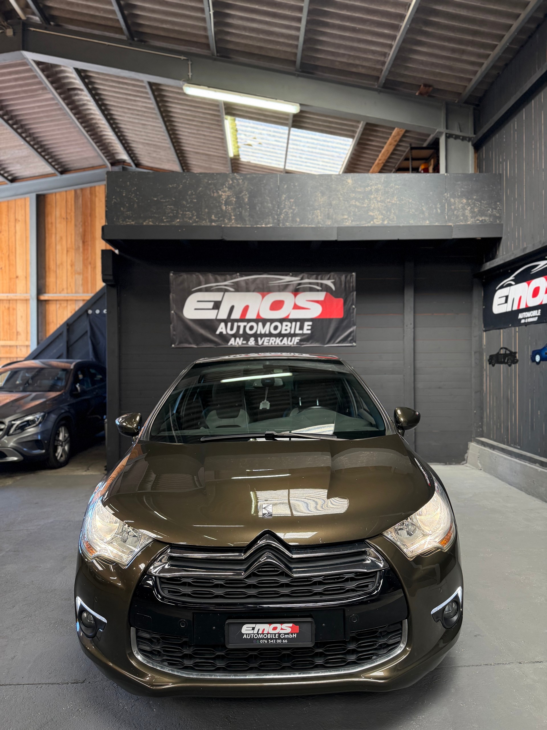 DS AUTOMOBILES DS4 1.6 VTi Chic-image-1