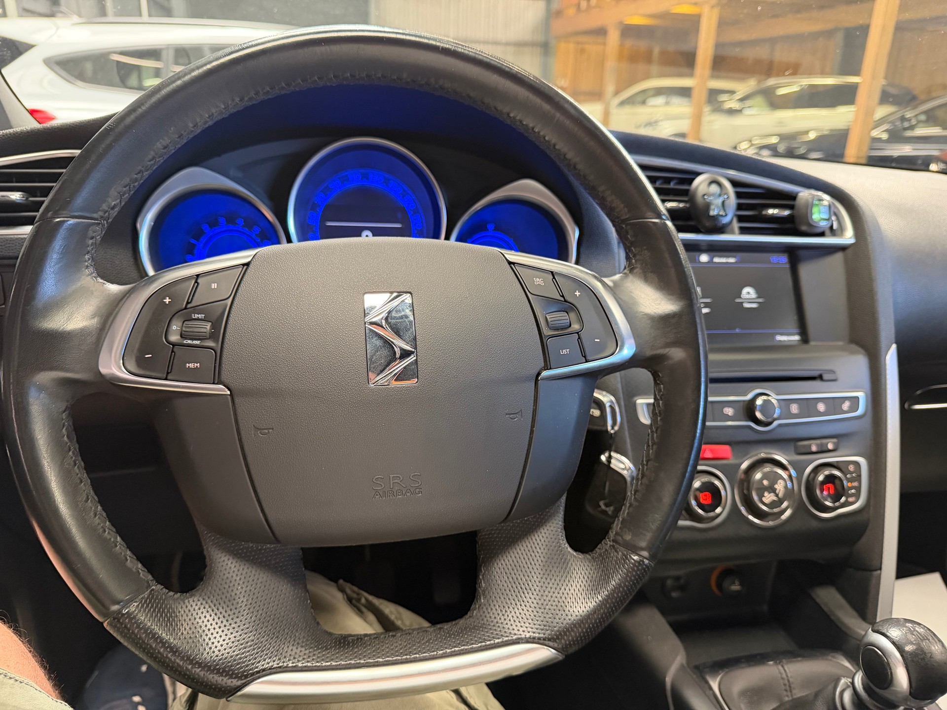 DS AUTOMOBILES DS4 1.6 VTi Chic-image-11