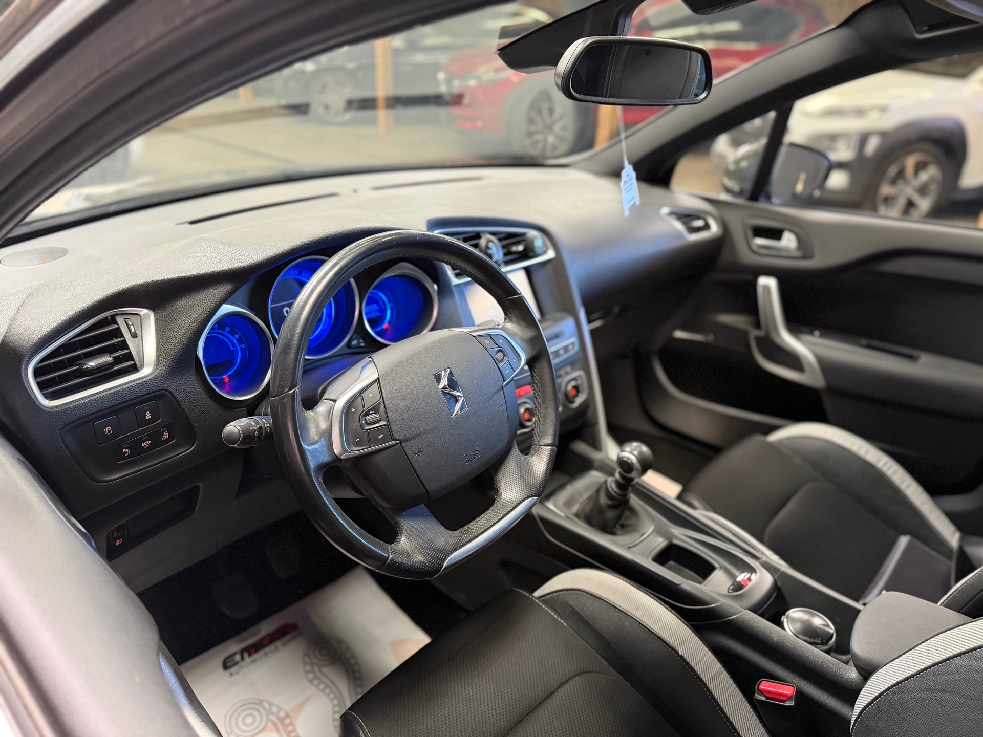 DS AUTOMOBILES DS4 1.6 VTi Chic-image-8