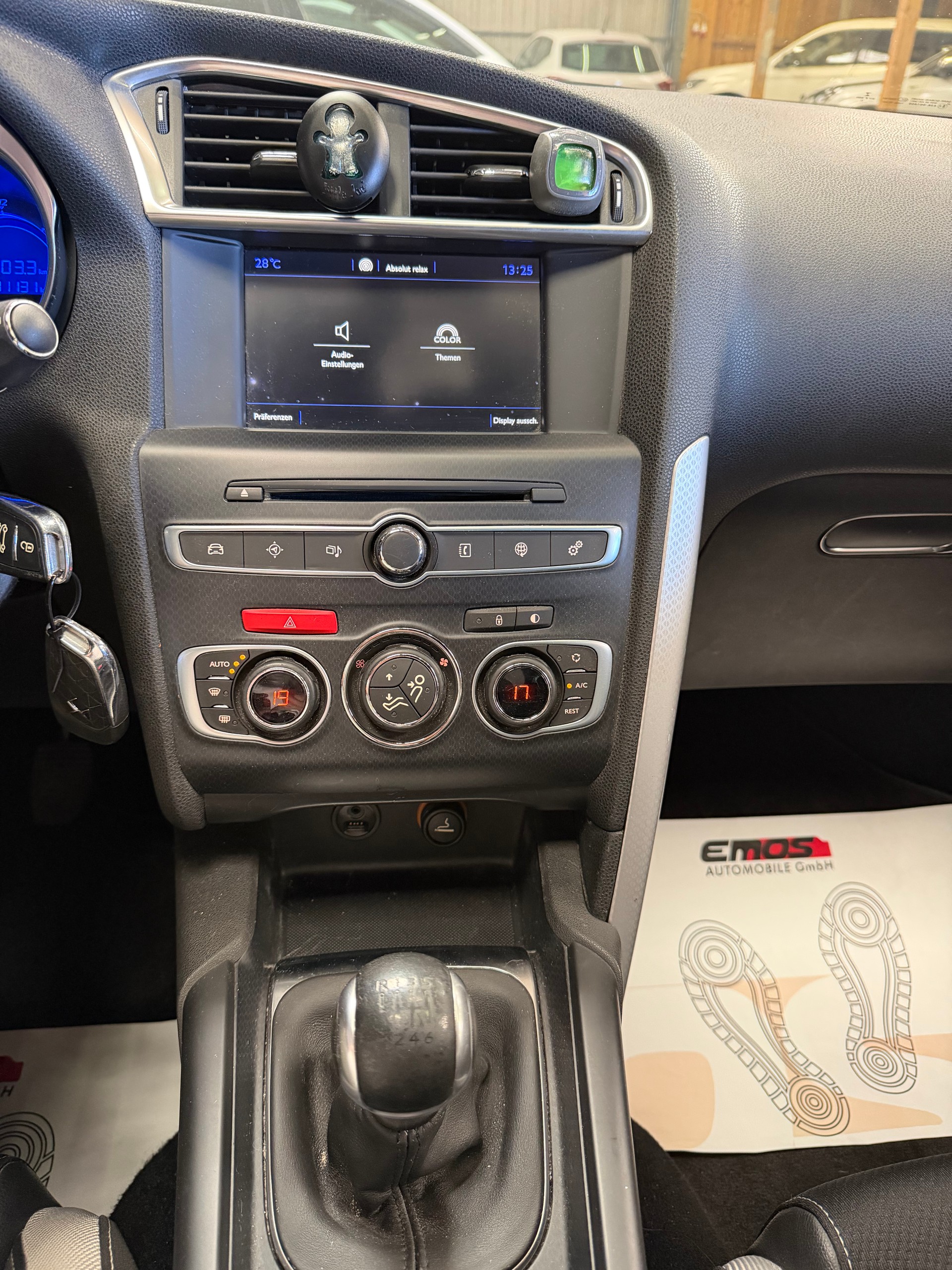 DS AUTOMOBILES DS4 1.6 VTi Chic-image-12