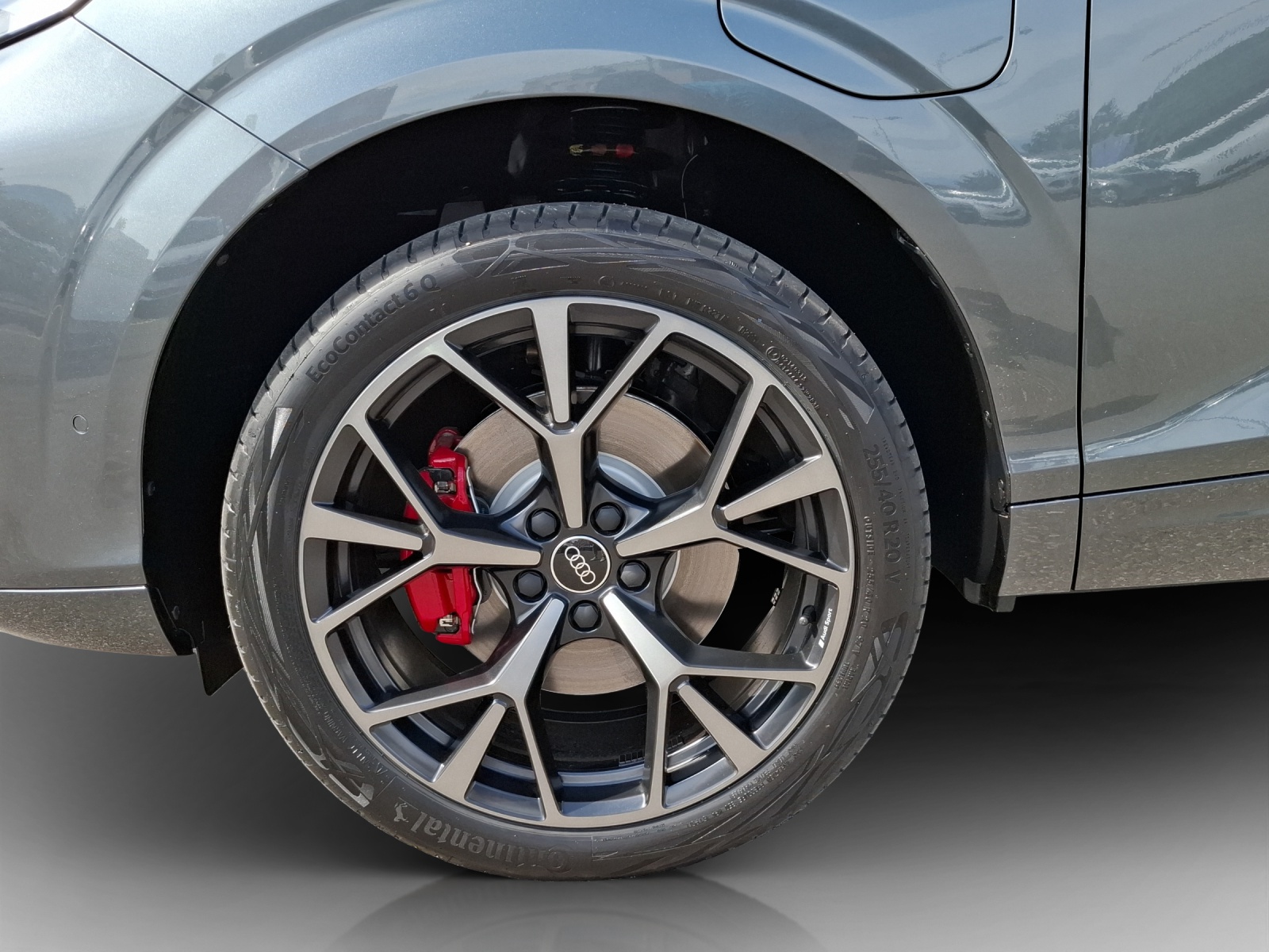 AUDI Q3 Sportback e-hybrid 200 kW S tronig-image-13