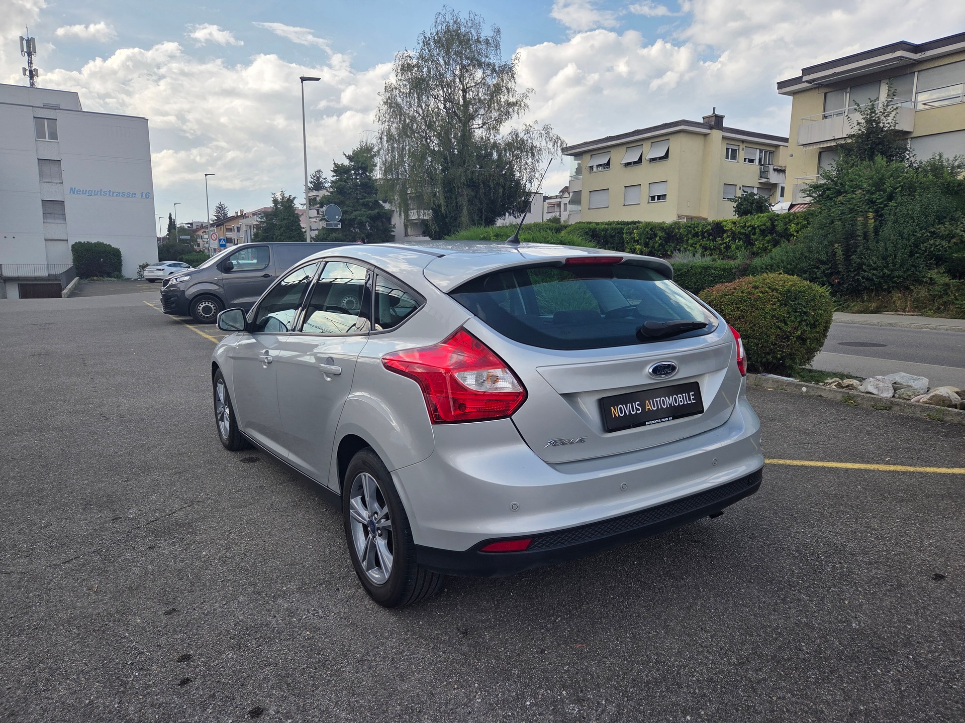 FORD Focus 1.6i VCT Titanium PowerShift-image-2