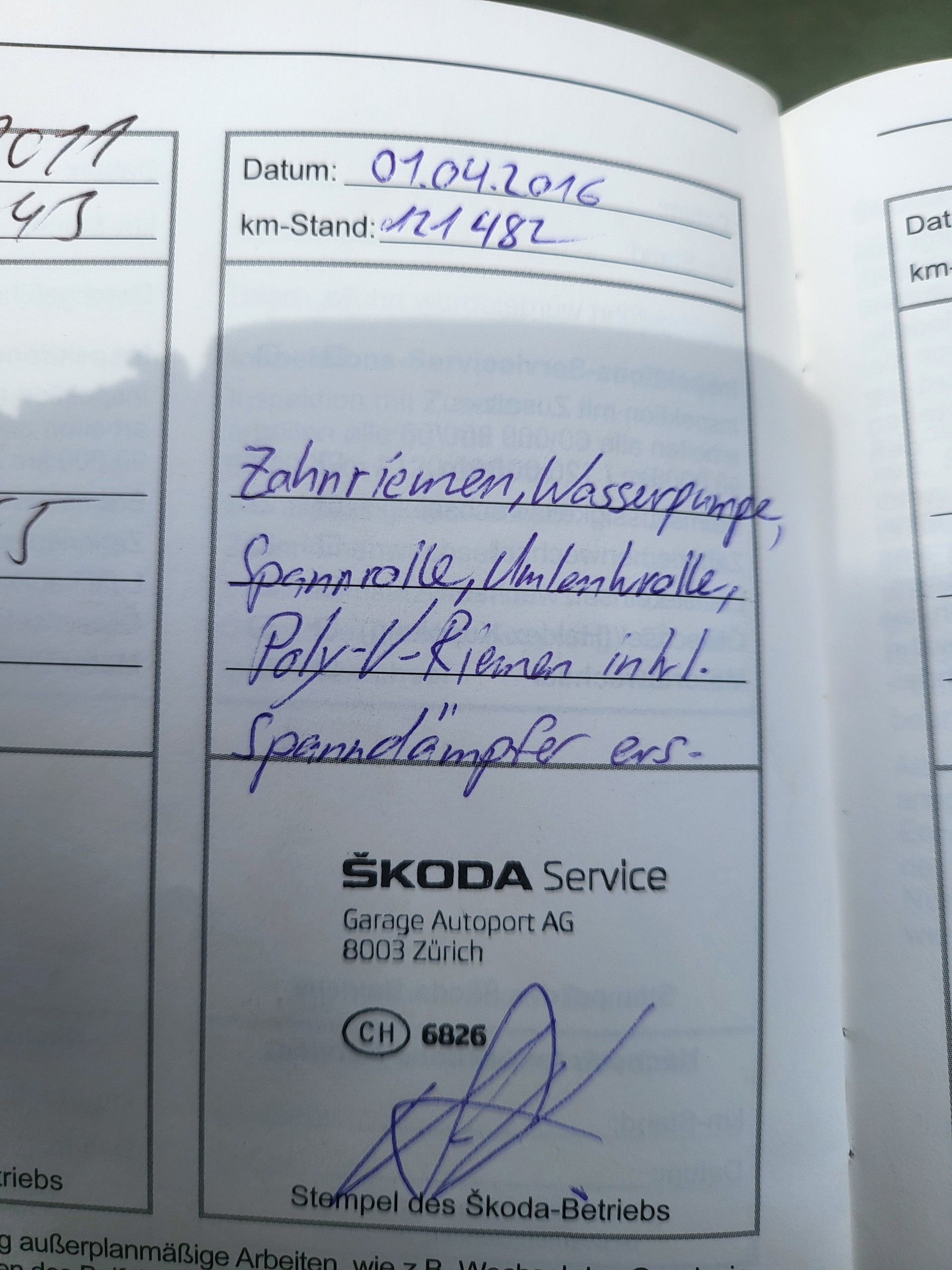SKODA Octavia 2.0 FSI Elegance-image-6