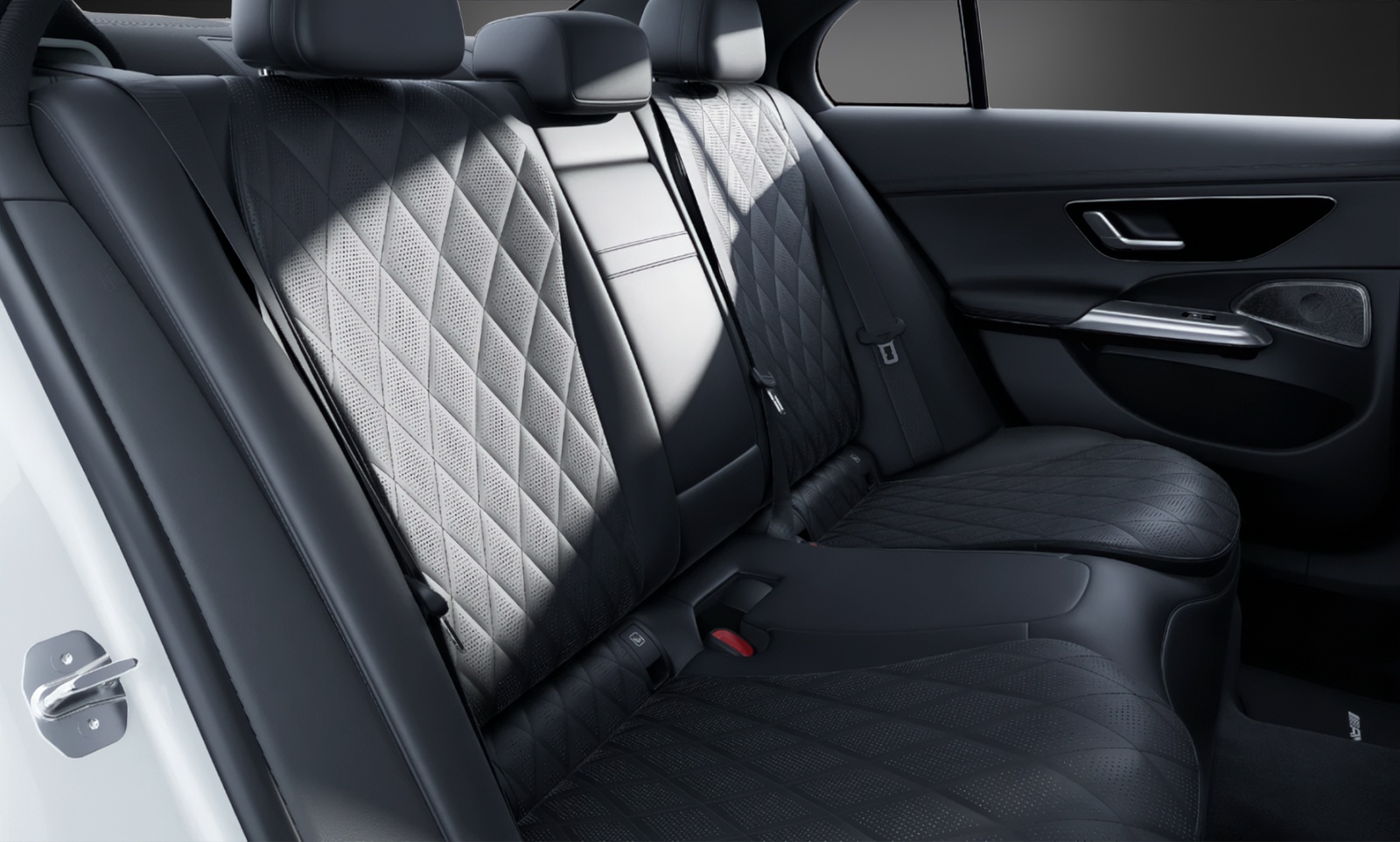 MERCEDES-BENZ E 220 d 4Matic 9G-Tronic-image-9
