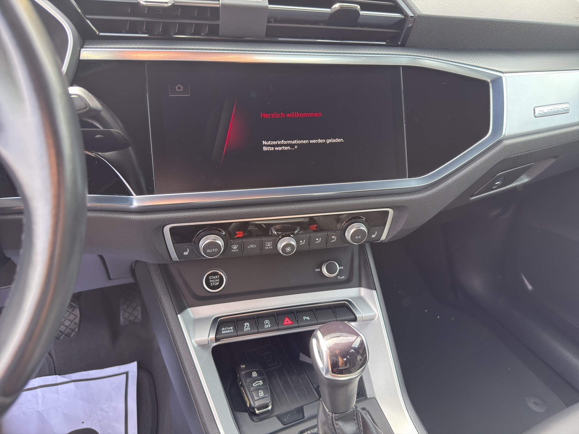 AUDI Q3 35 TDI advanced quattro S-tronic-image-7