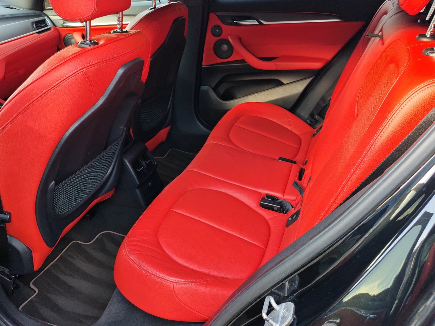 BMW X2 xDrive 20d M Sport Steptronic – 190 ch – Cuir rouge, GPS, boîte auto [Expertisé + Garantie 12 mois]-image-12