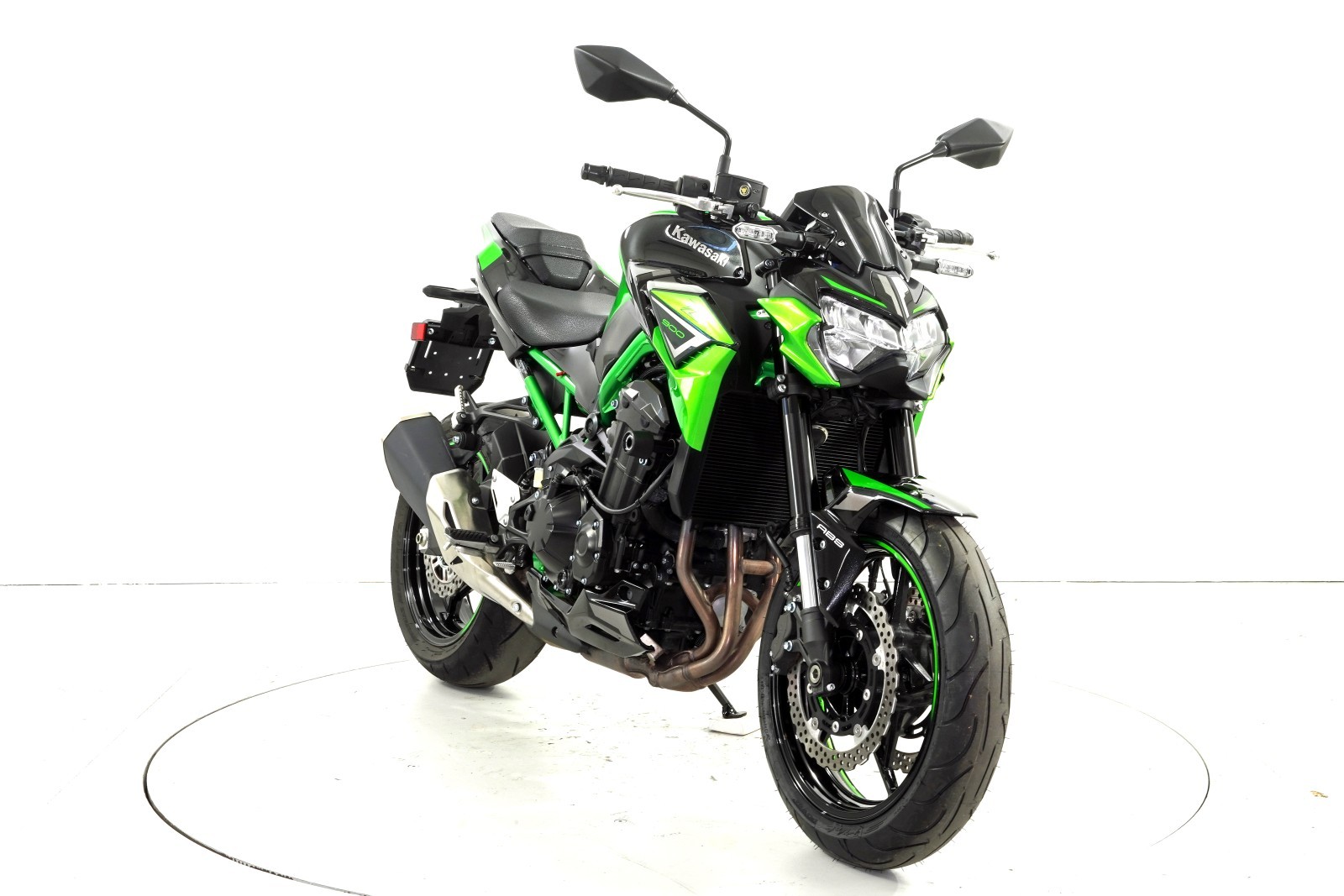KAWASAKI Z 900 ABS-showroom-element-1